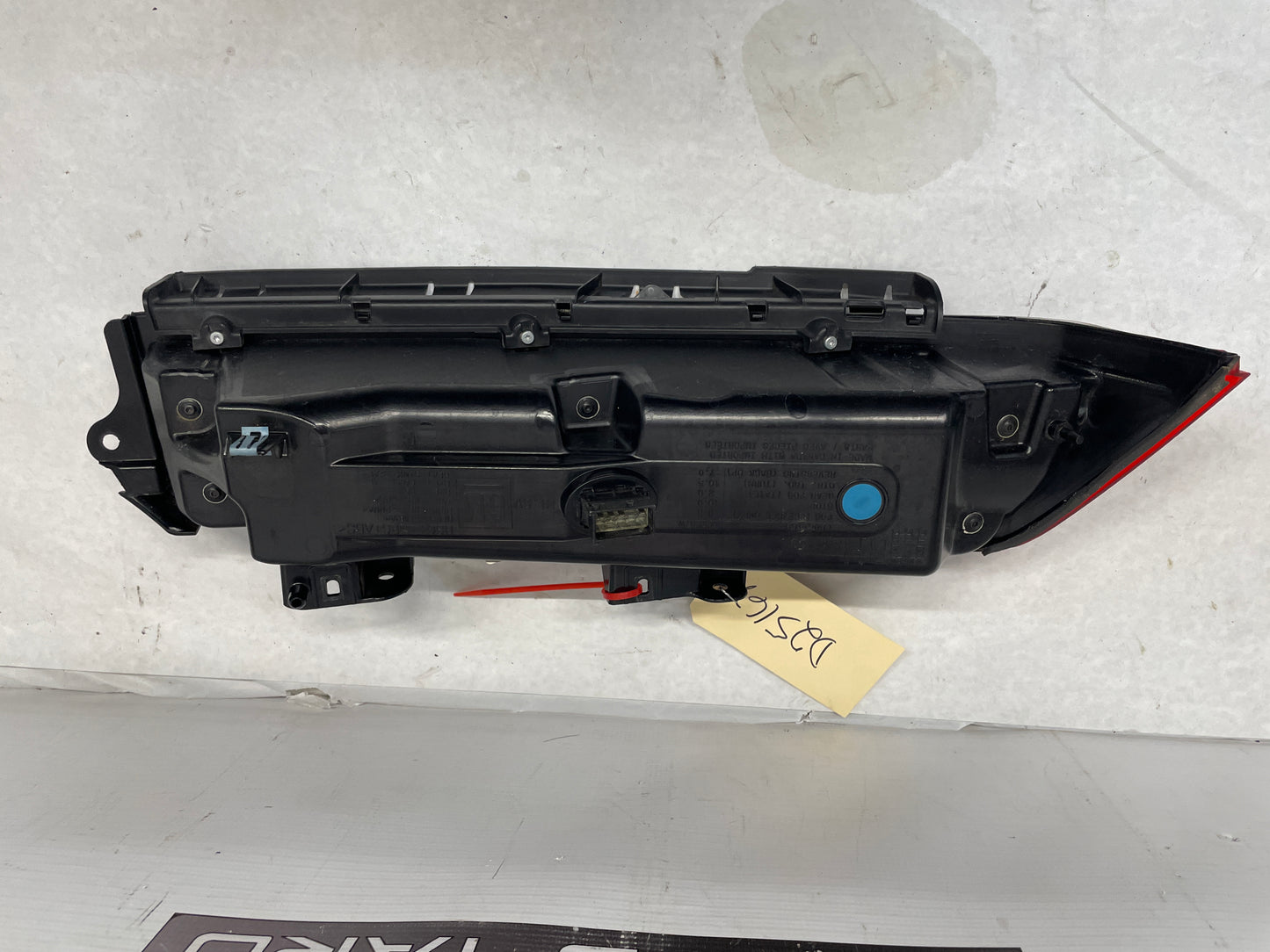 2015 Chevy Camaro SS Rear RH Passenger Taillight Tail Light Lamp LED OEM - Day's Parts Yard