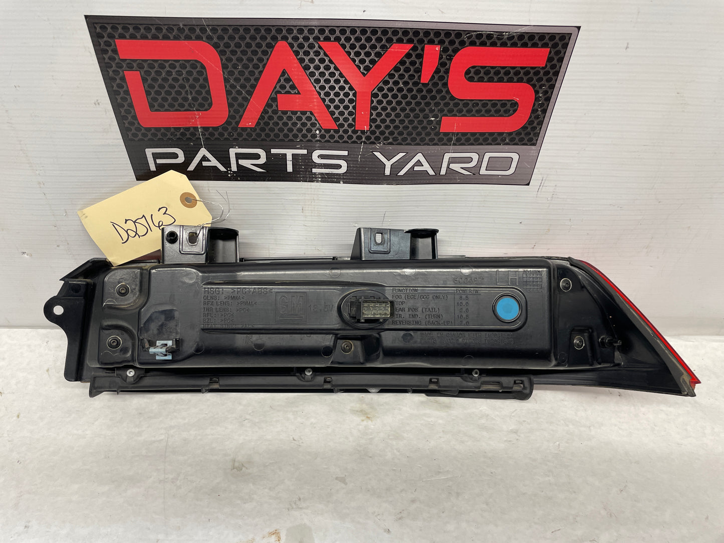 2015 Chevy Camaro SS LH Driver Taillight Tail Light Lamp LED OEM - Day's Parts Yard