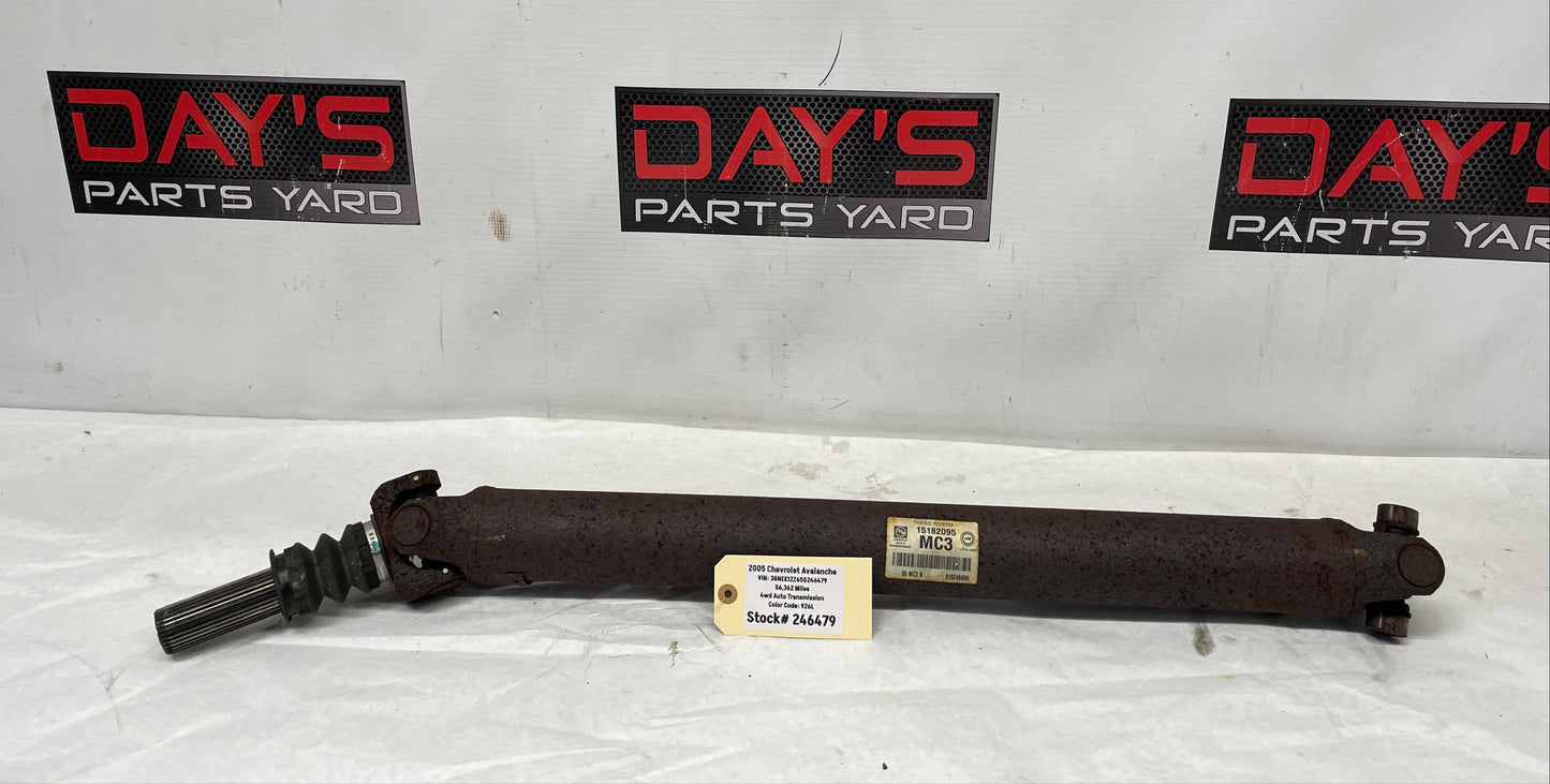 2005 Chevy Avalanche Front Drive Prop Shaft Driveshaft OEM - Day's Parts Yard