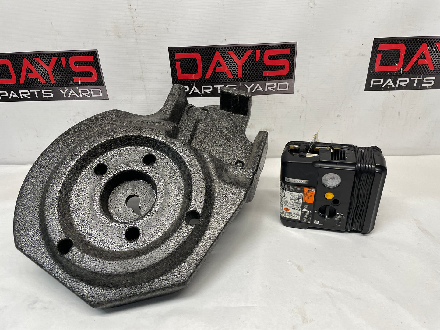 2010 Chevy Camaro SS Tire Air Compressor Inflator w/ Sealant OEM - Day's Parts Yard