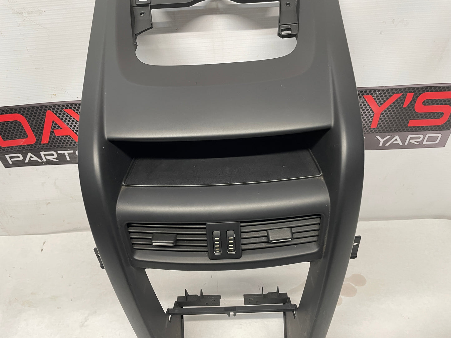 2009 Pontiac G8 Center Dash Radio Bezel Speaker Grill OEM - Day's Parts Yard