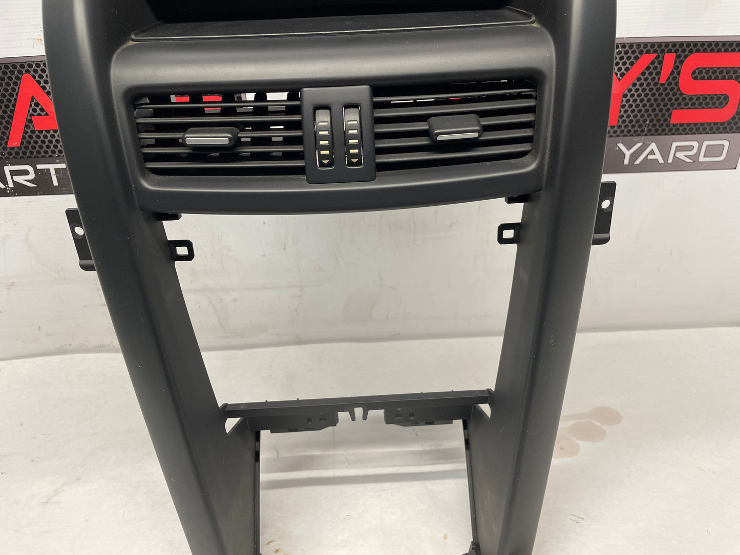2009 Pontiac G8 Center Dash Radio Bezel Speaker Grill OEM - Day's Parts Yard