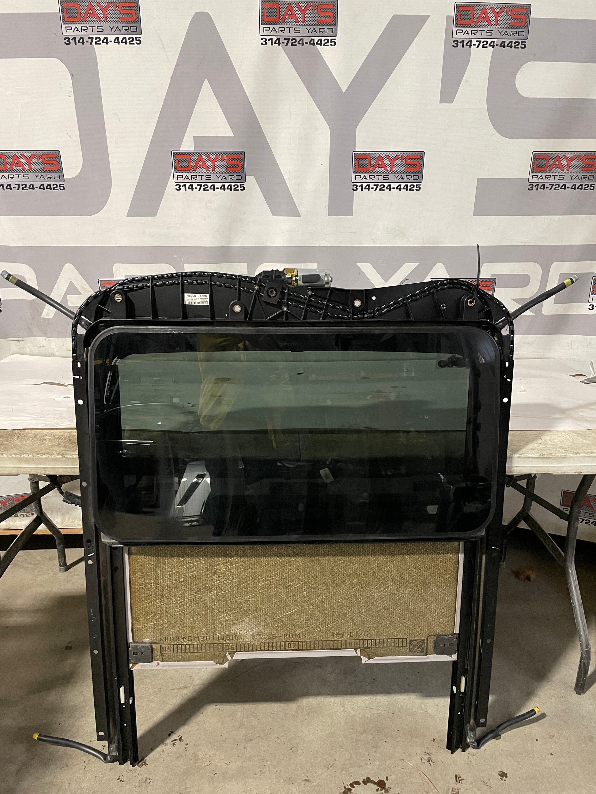 2015 Chevy Camaro SS 1LE Sun Moon Roof Sunroof OEM - Day's Parts Yard