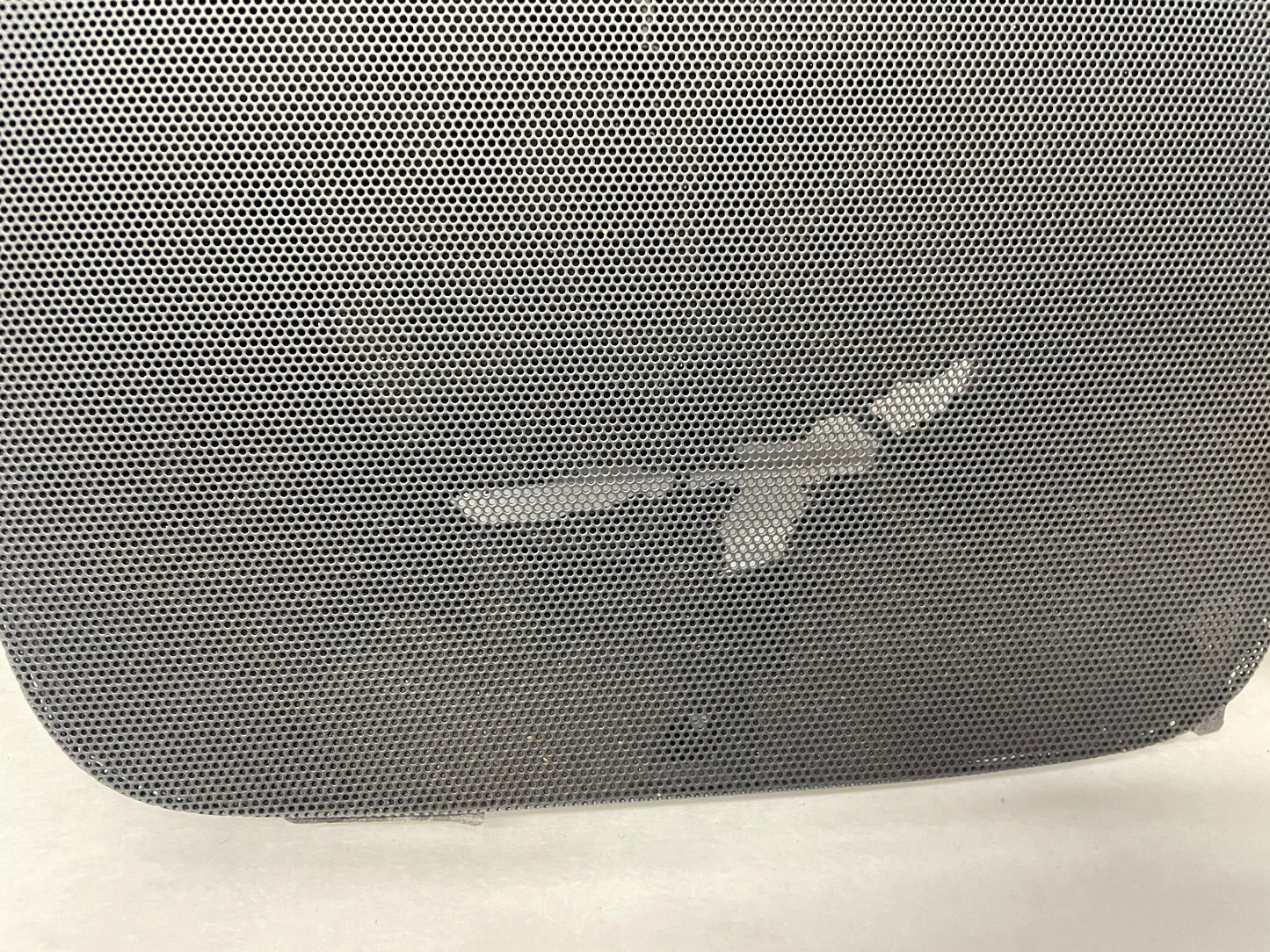 2009 Pontiac G8 Center Dash Speaker Cover Grille OEM - Day's Parts Yard
