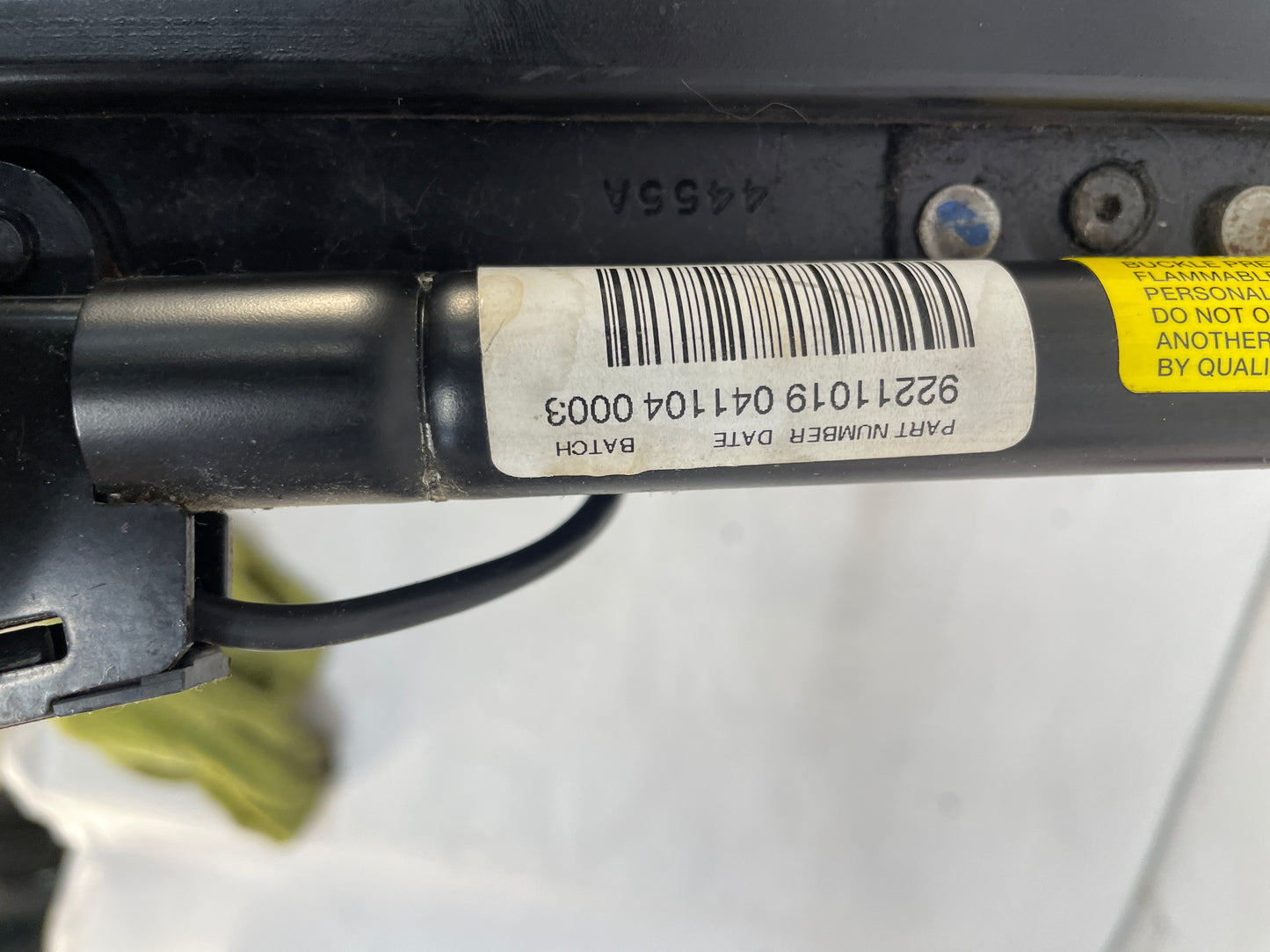 2006 Pontiac GTO RH Passenger Front Seat Track Electric Frame Adjuster Motor Assembly OEM