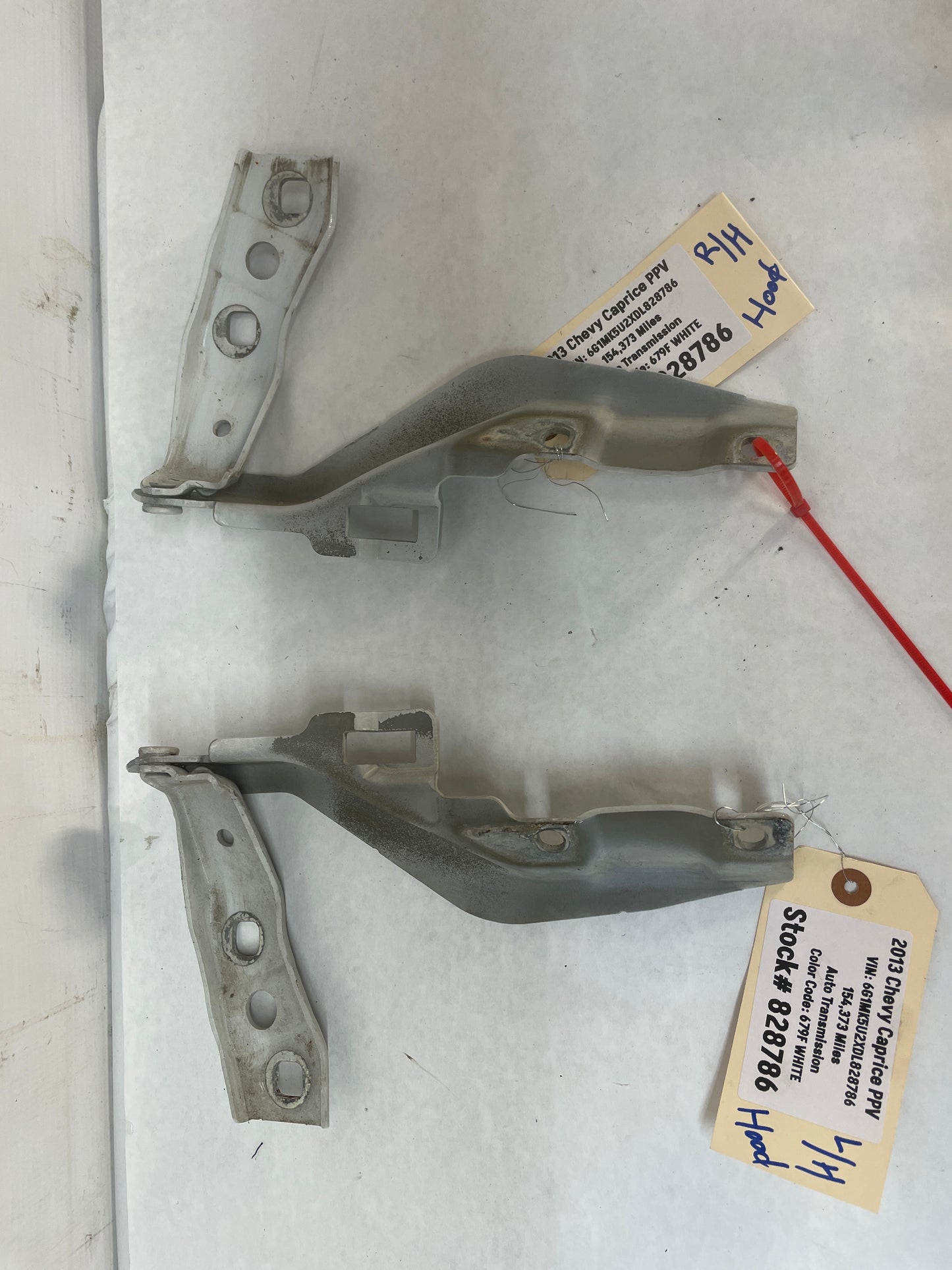2013 Chevy Caprice PPV RH & LH Hood Hinges Set OEM - Day's Parts Yard