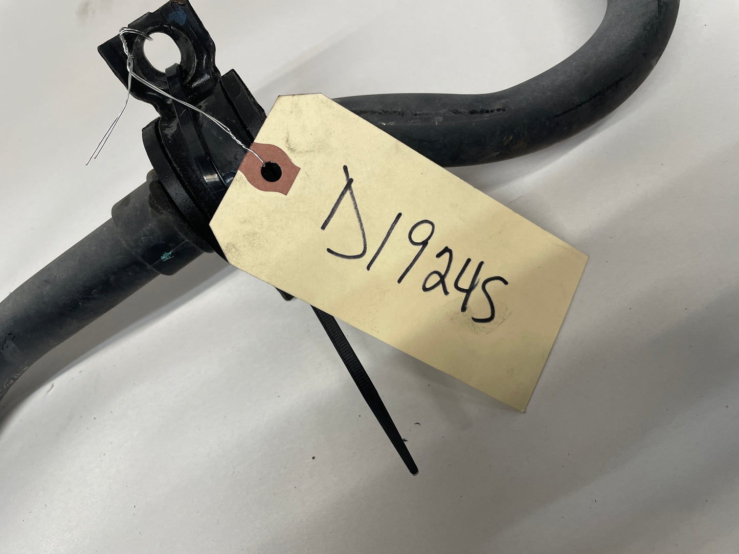 2014 Cadillac CTS-V Coupe Rear Suspension Sway Bar OEM - Day's Parts Yard
