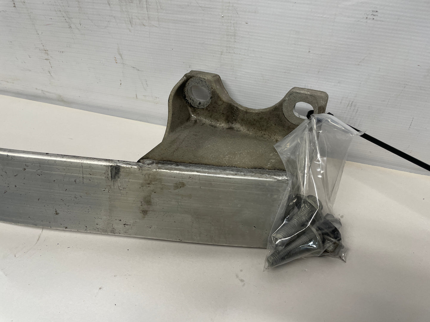 2014 Cadillac CTS-V Coupe Front Strut Tower Bracket Brace Bar OEM - Day's Parts Yard