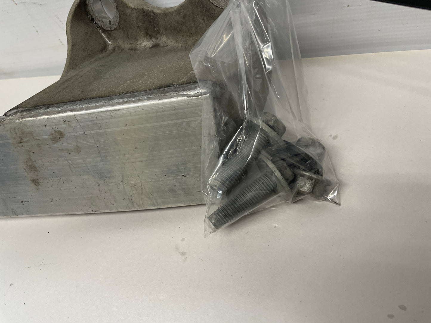2014 Cadillac CTS-V Coupe Front Strut Tower Bracket Brace Bar OEM - Day's Parts Yard