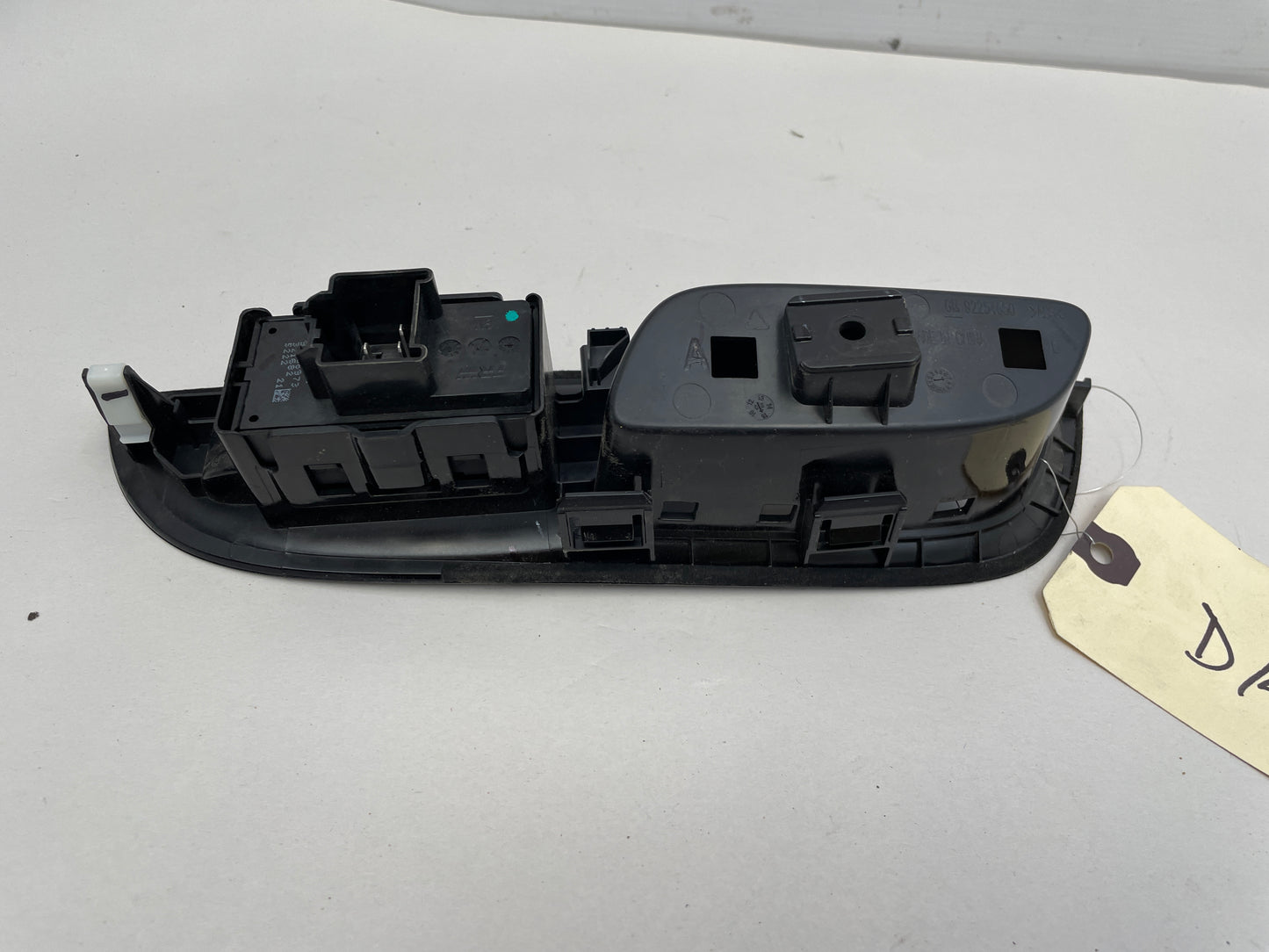 2014 Chevy SS Sedan Right Passenger Door Window Switch - Day's Parts Yard
