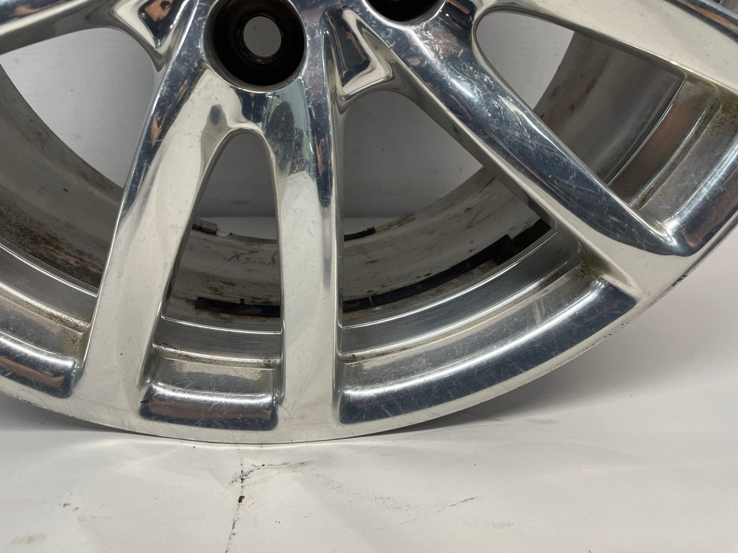 2015 Chevy SS Sedan Factory OEM Rear Wheel 19X9 - Day's Parts Yard