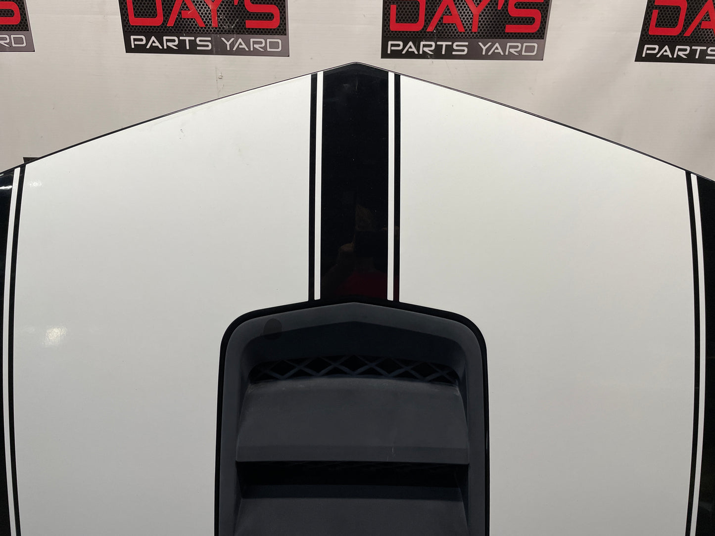 2015 Chevy Camaro SS Hood w/ Scoop Vent Insert Black OEM