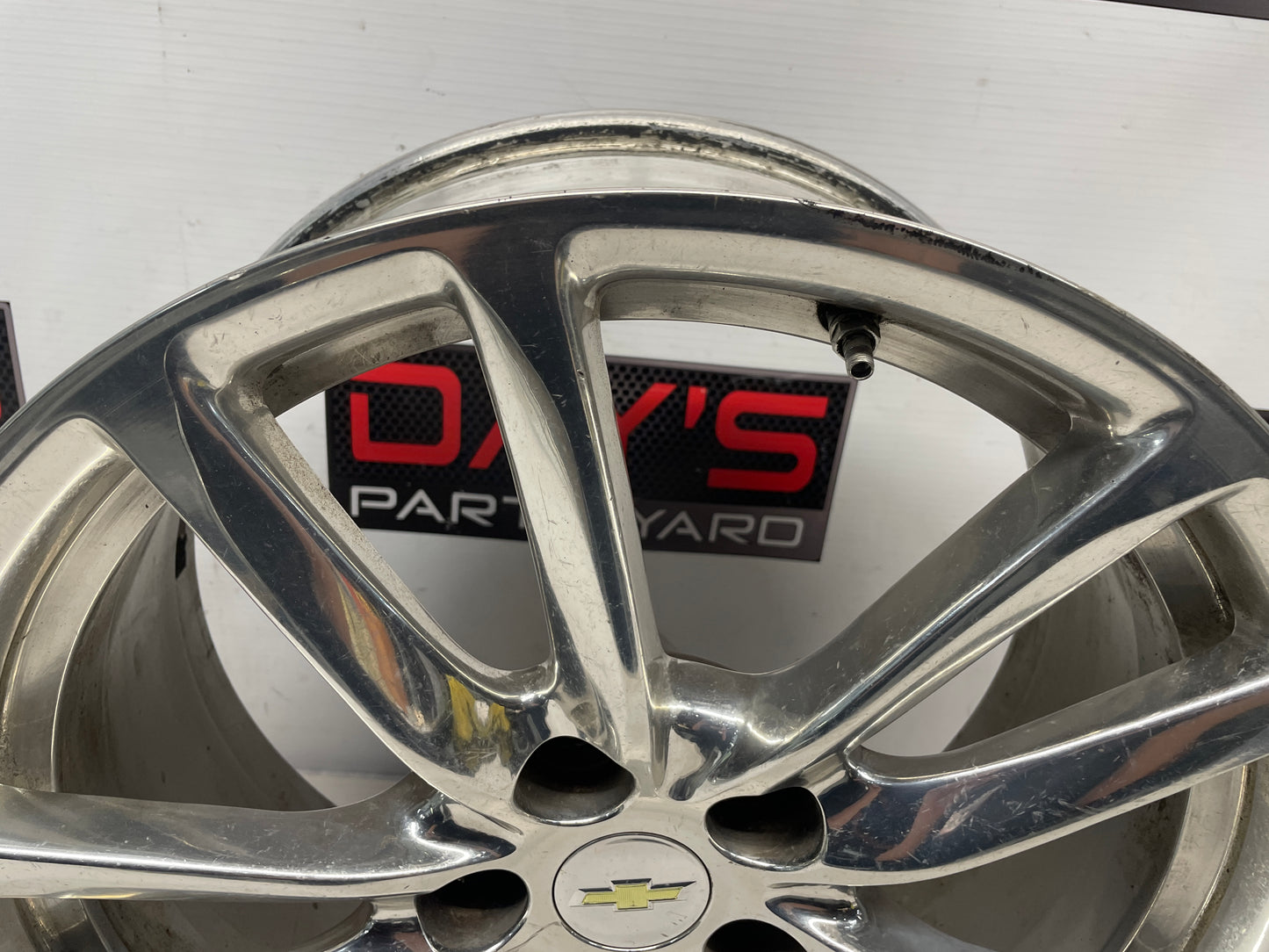 2015 Chevy SS Sedan Factory OEM Rear Wheel 19X9 - Day's Parts Yard