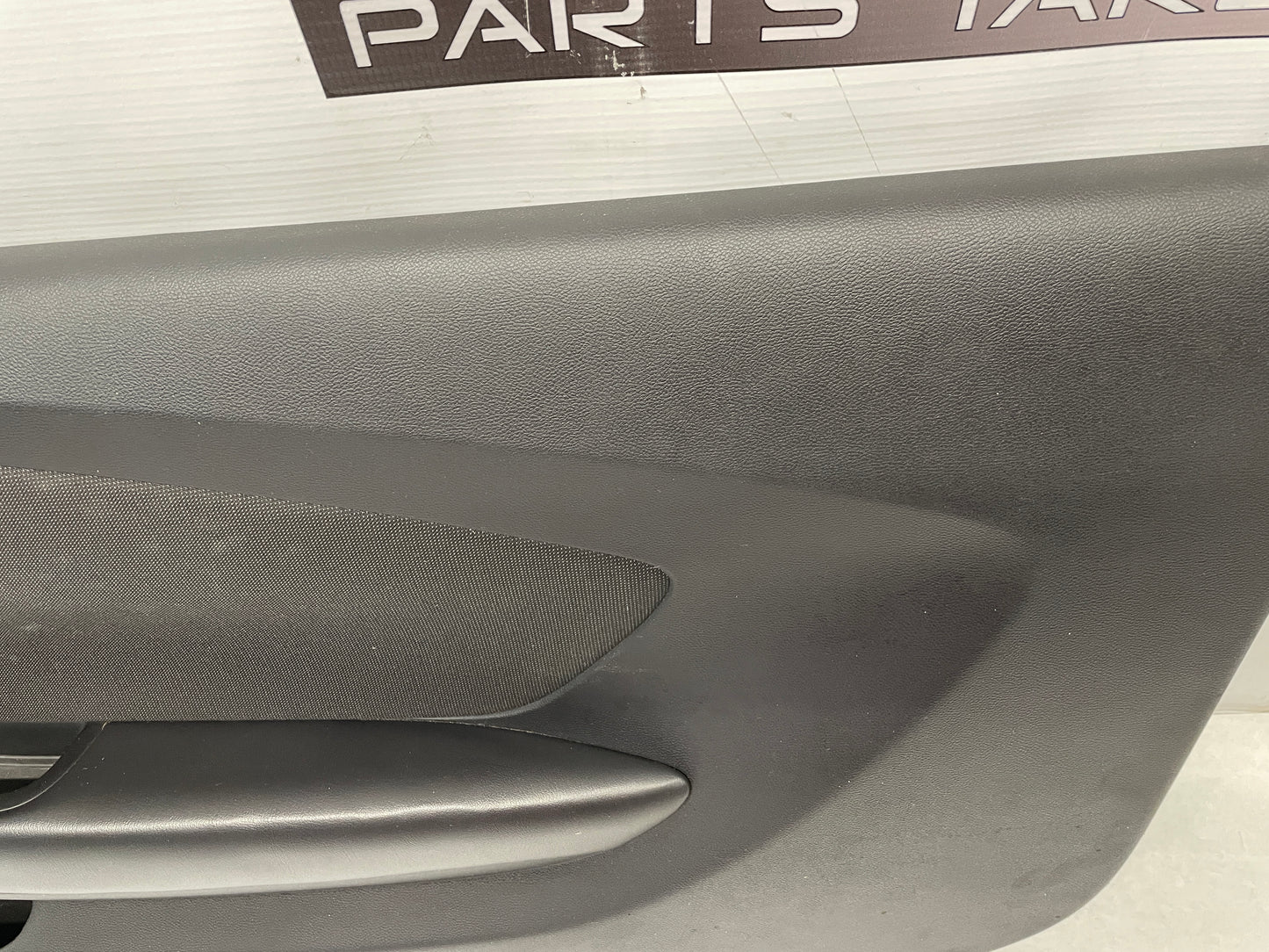 2015 Chevy Camaro SS Hood w/ Scoop Vent Insert Black OEM
