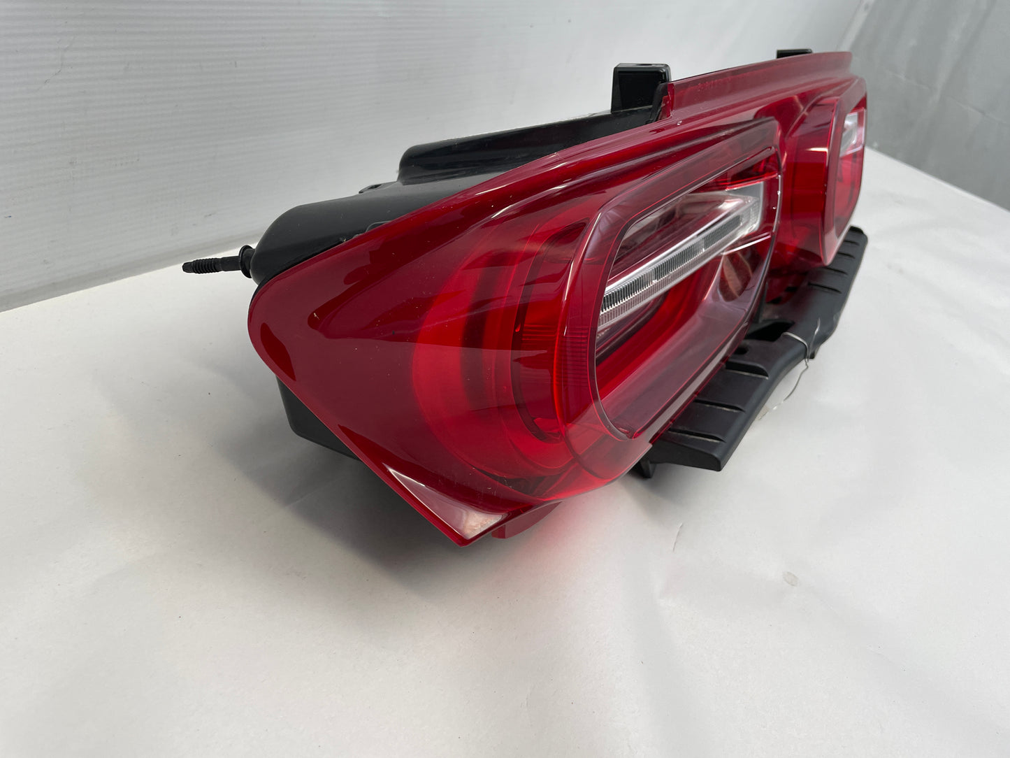 2021 Chevy Camaro SS LH Driver Taillight Tail Light OEM - Day's Parts Yard