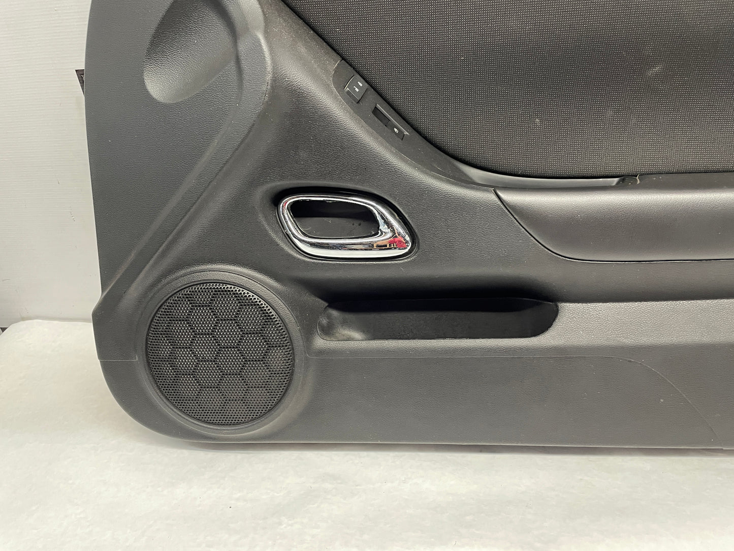 2015 Chevy Camaro SS Hood w/ Scoop Vent Insert Black OEM