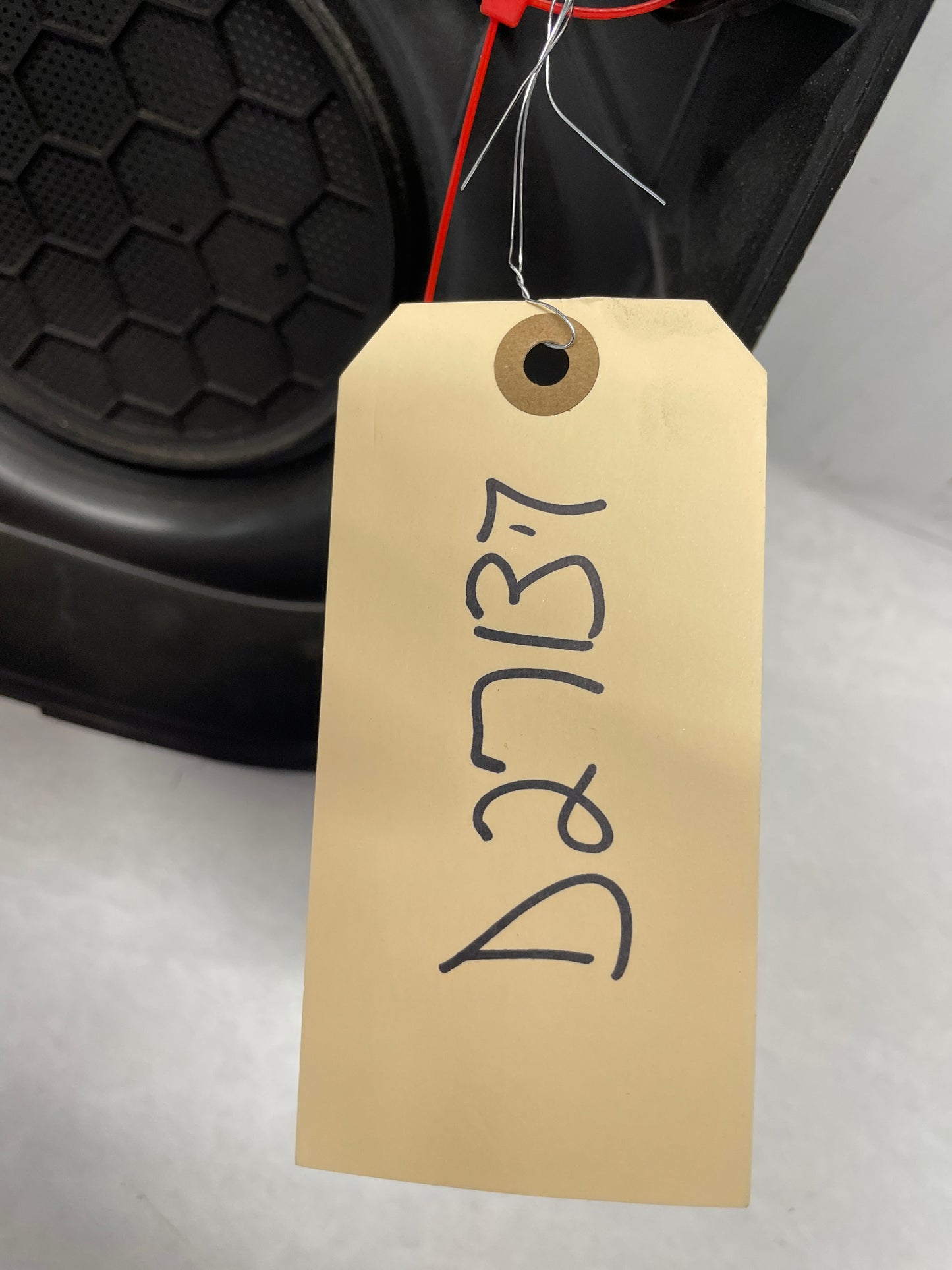 2015 Chevy Camaro SS Hood w/ Scoop Vent Insert Black OEM