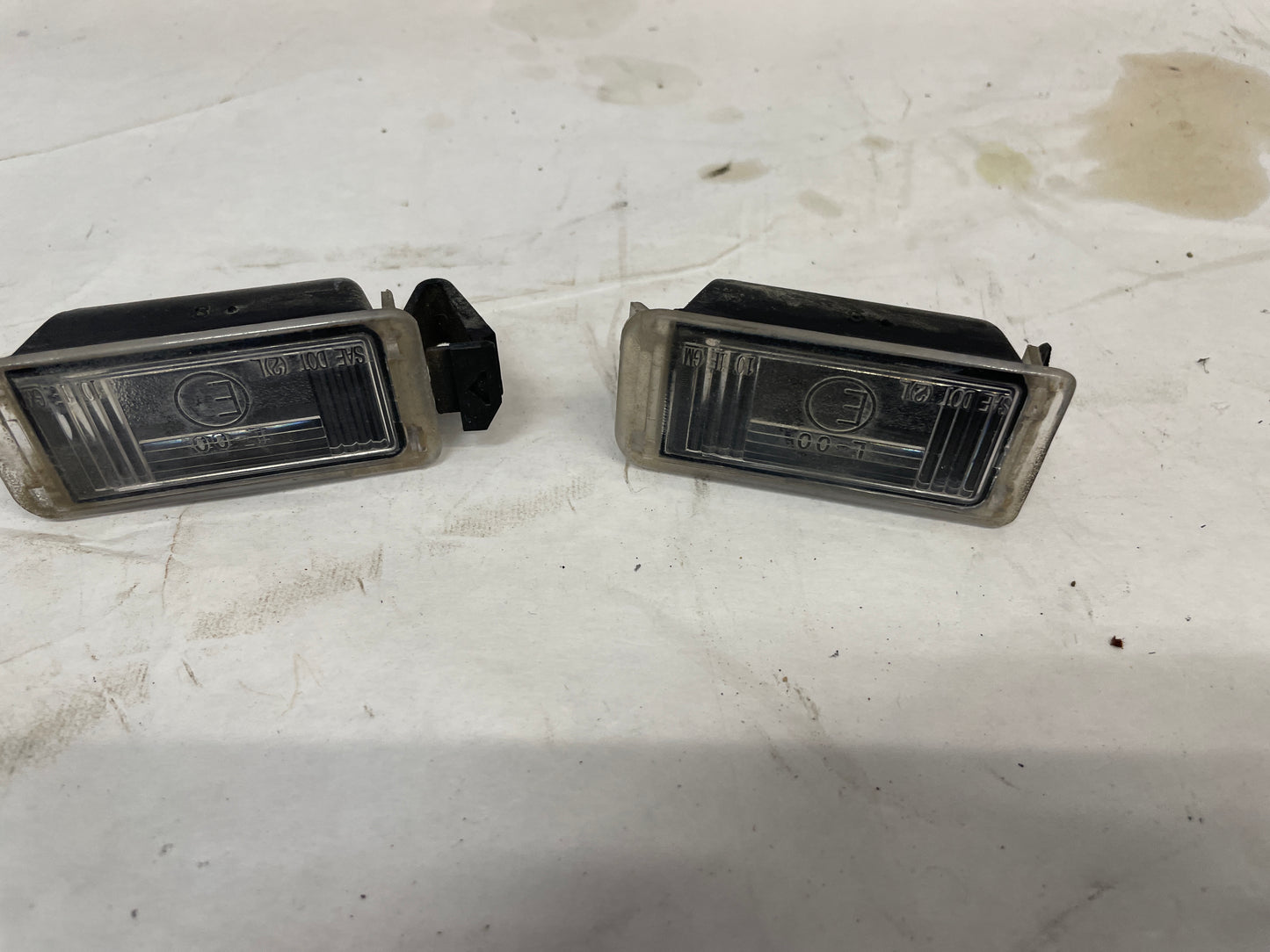 2012 Chevy Camaro SS RH & LH License Plate Tag Lamp Lights OEM - Day's Parts Yard