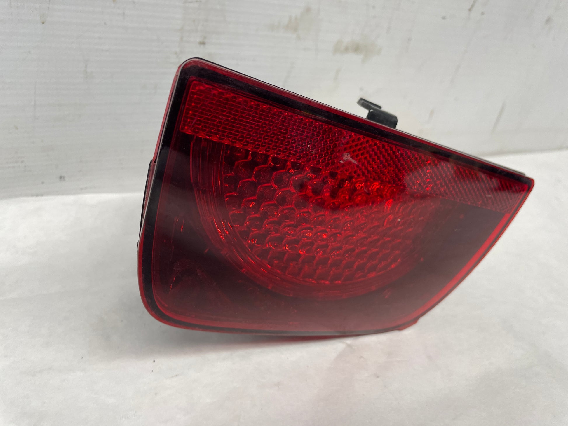 2010 Chevy Camaro SS RH Passenger Inner Taillight Tail Light OEM - Day's Parts Yard