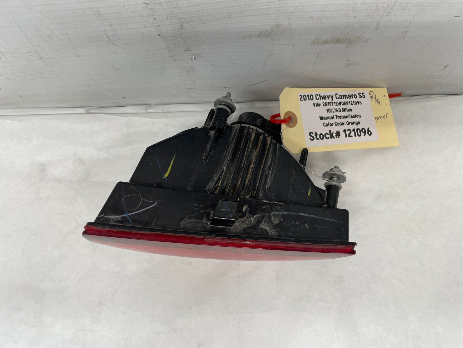 2010 Chevy Camaro SS RH Passenger Inner Taillight Tail Light OEM - Day's Parts Yard