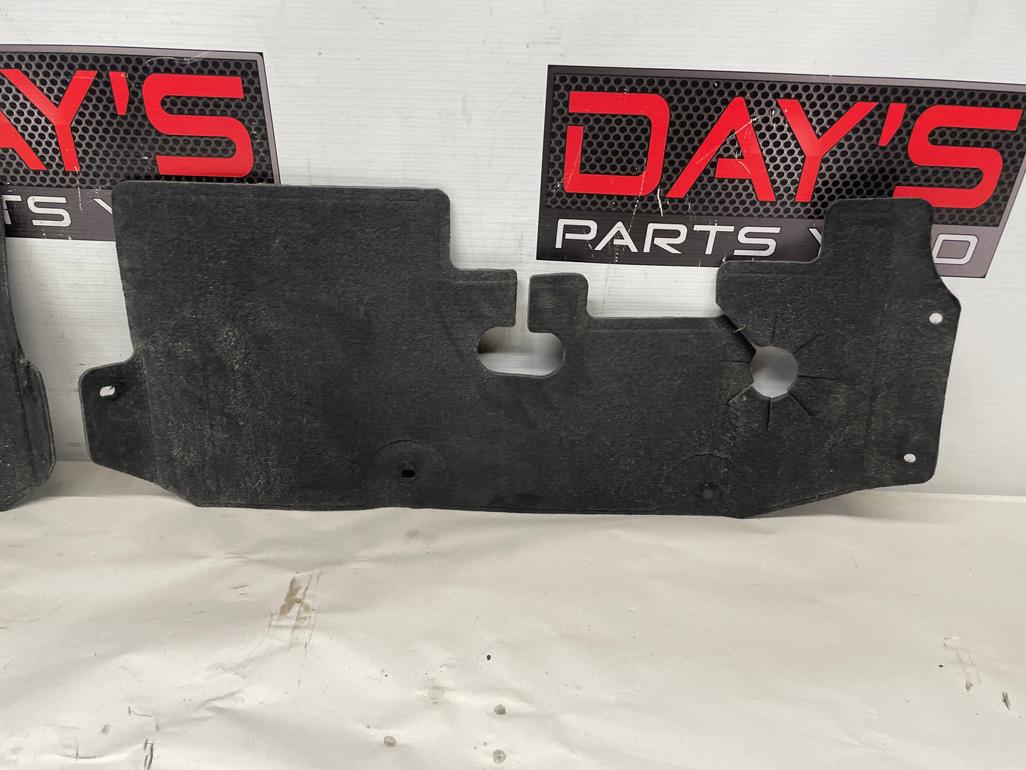2014 Cadillac CTS-V Coupe Front RH & LH Fender Liner Felt OEM - Day's Parts Yard