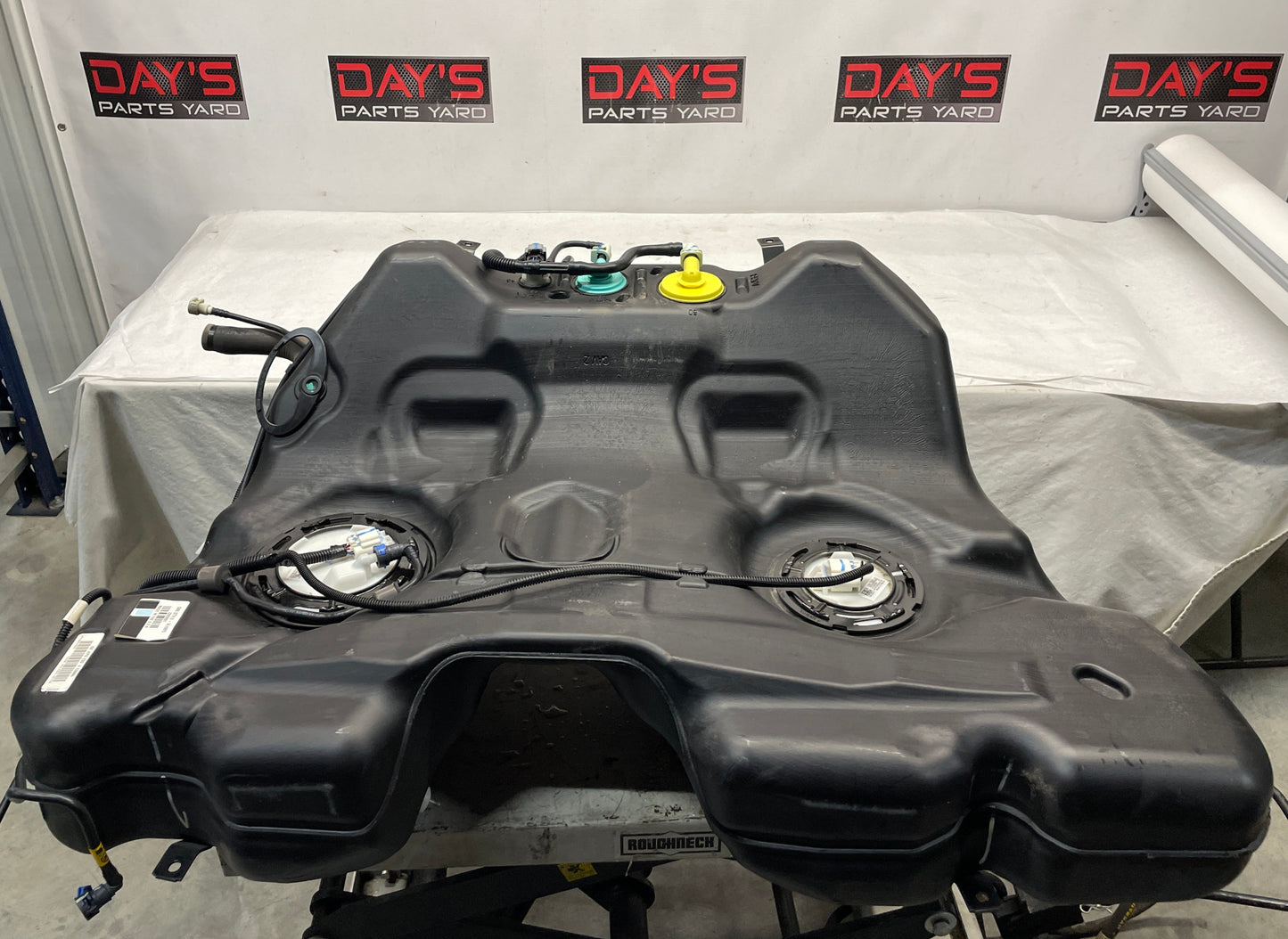 2015 Chevy Camaro SS Complete Fuel Gas Tank w/ Charcoal Canister OEM - Day's Parts Yard