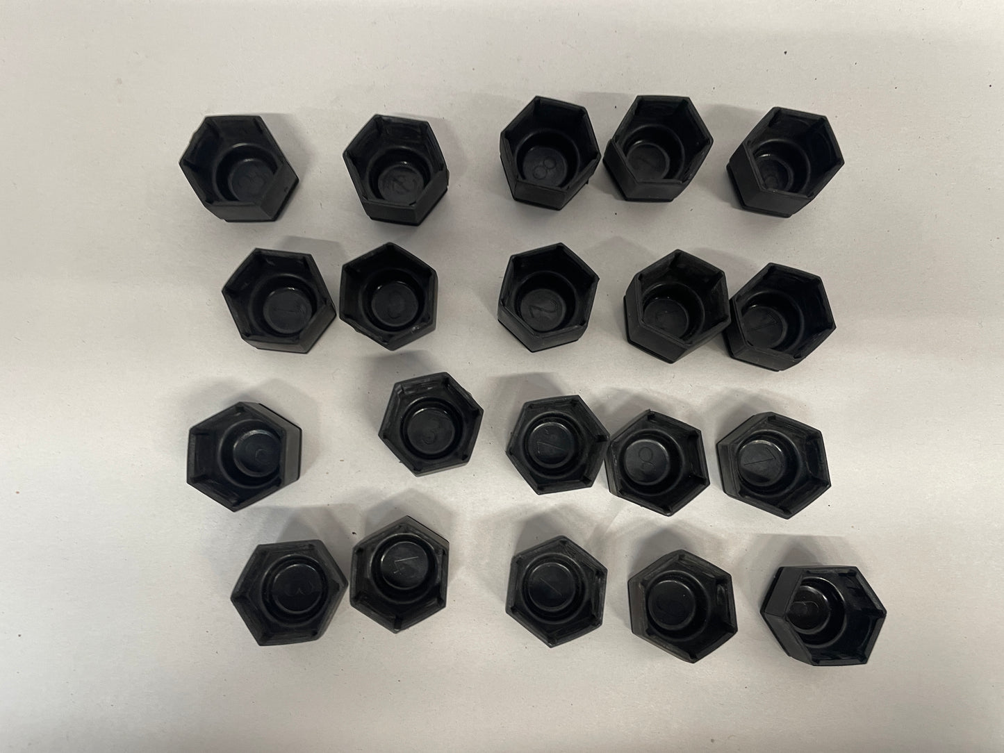 2009 Pontiac G8 GT Wheel Lug Nut Covers Set OEM - Day's Parts Yard