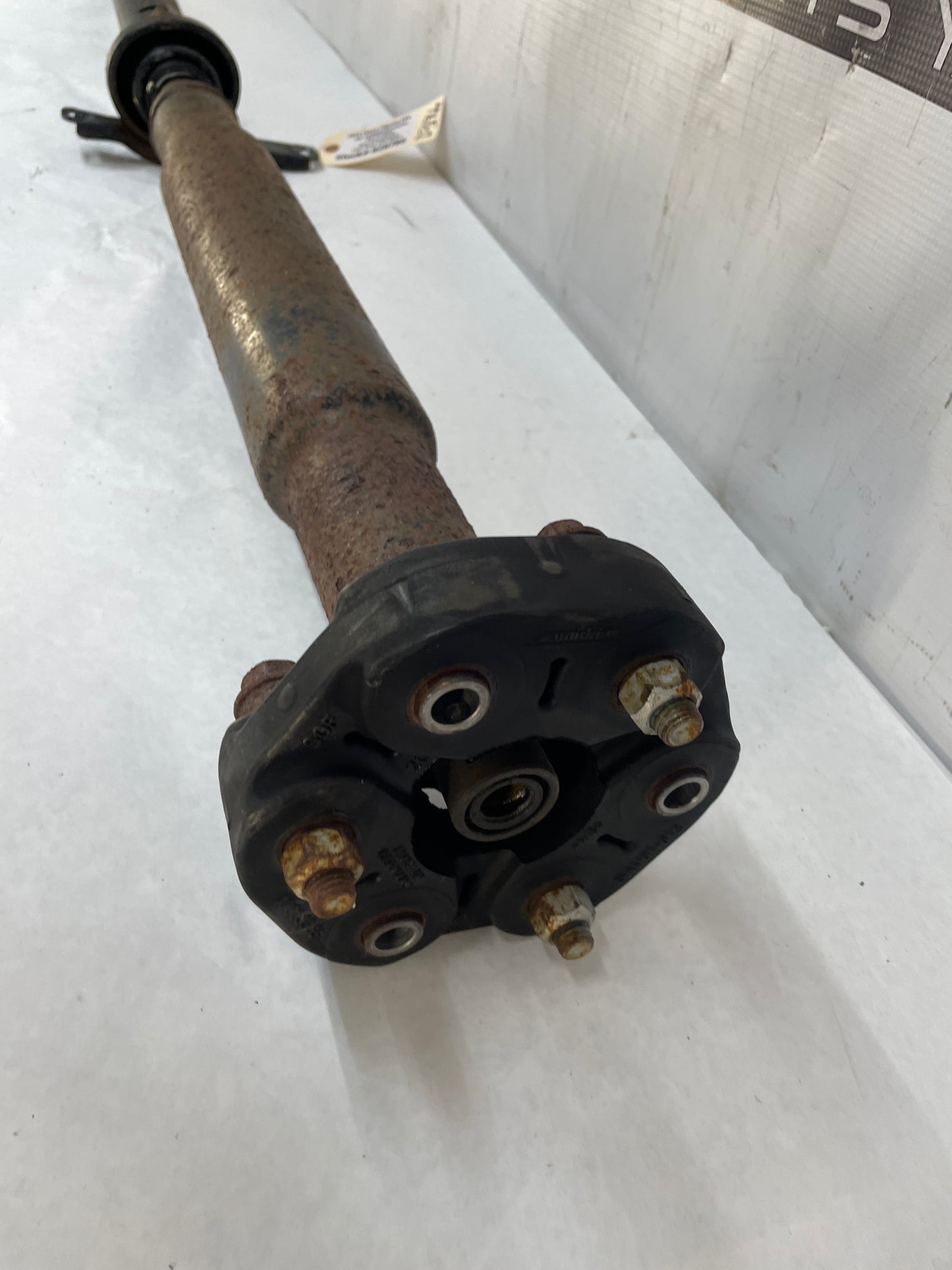 2013 Chevy Caprice PPV Drive Shaft Driveshaft Driveline Propeller Shaft OEM - Day's Parts Yard