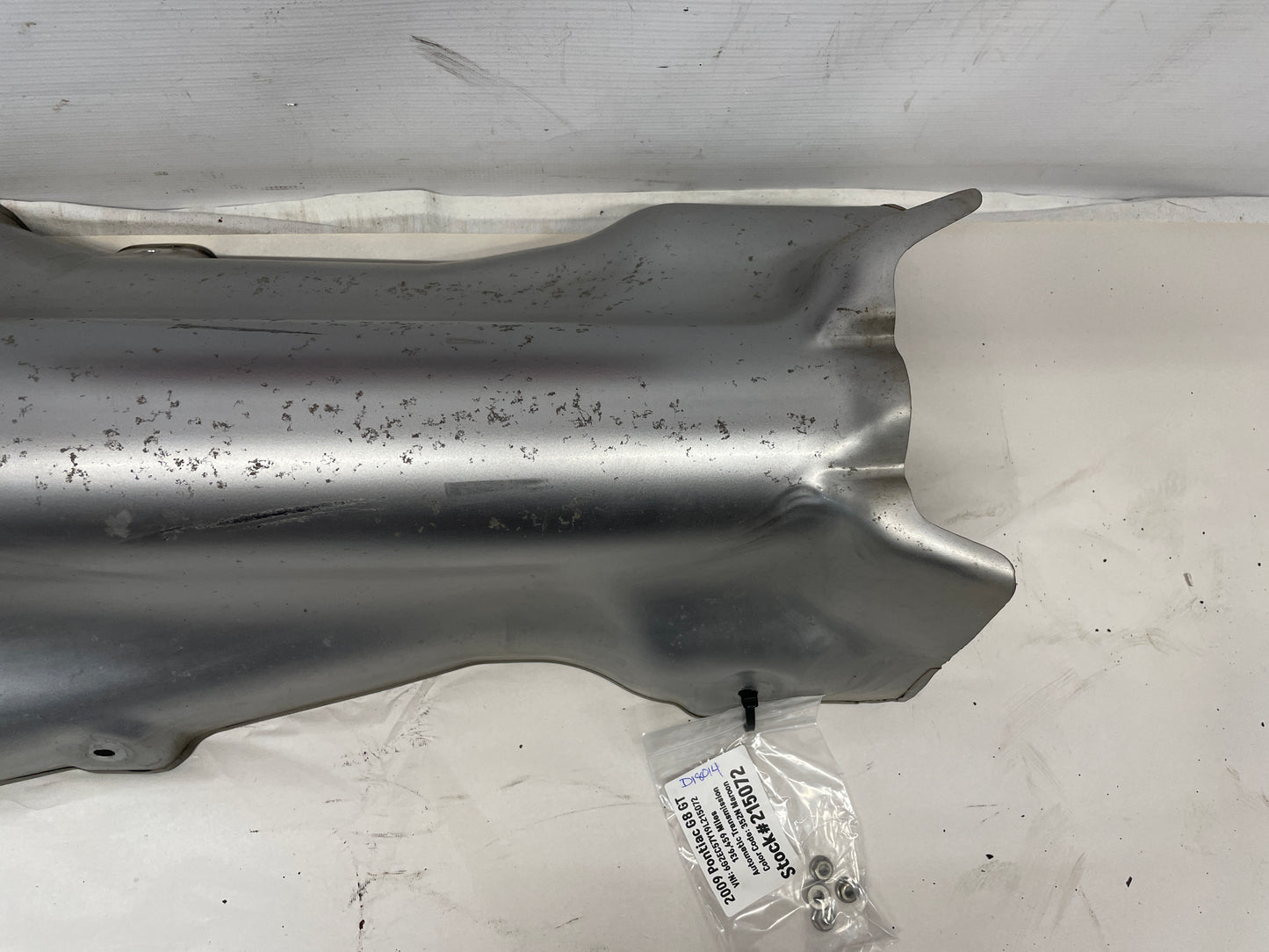 2009 Pontiac G8 GT Transmission Tunnel Exhaust Heat Shield OEM - Day's Parts Yard