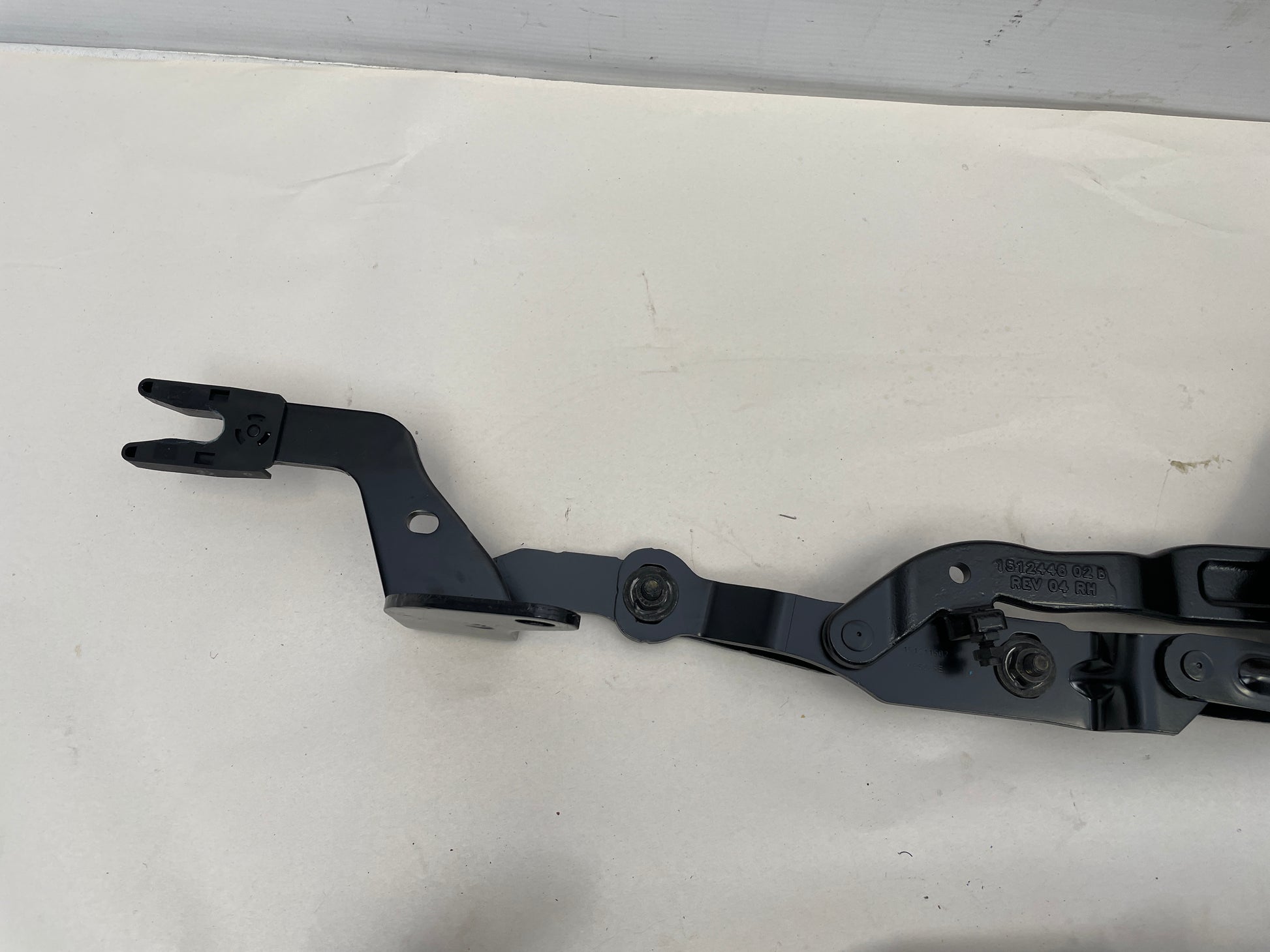 2018 Chevy Camaro ZL1 RH & LH Convertible Vert Top Tonneau Lift Hinges OEM - Day's Parts Yard