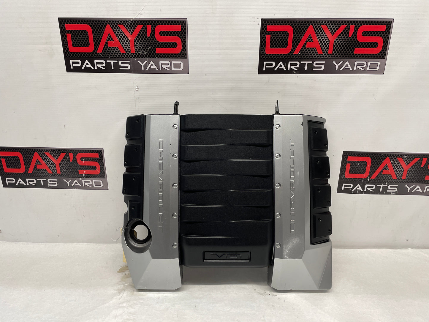 2015 Chevy Camaro SS Engine Motor V8 Cover - Day's Parts Yard