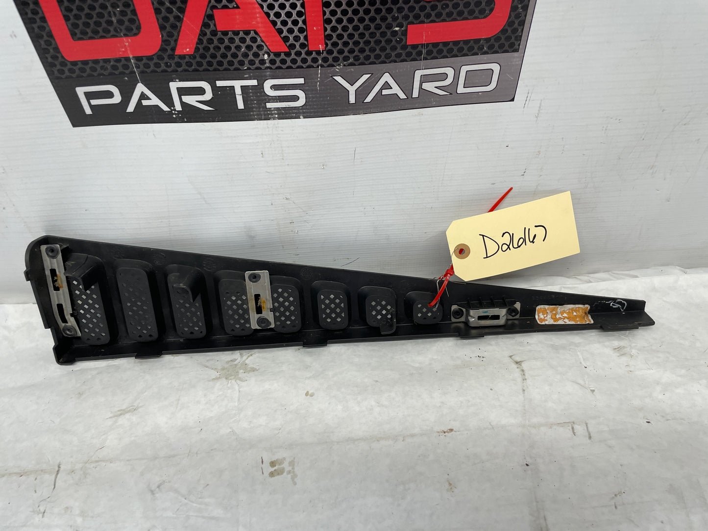 2005 Chevy Avalanche RH Passenger Rear Water Drain Deflector OEM - Day's Parts Yard
