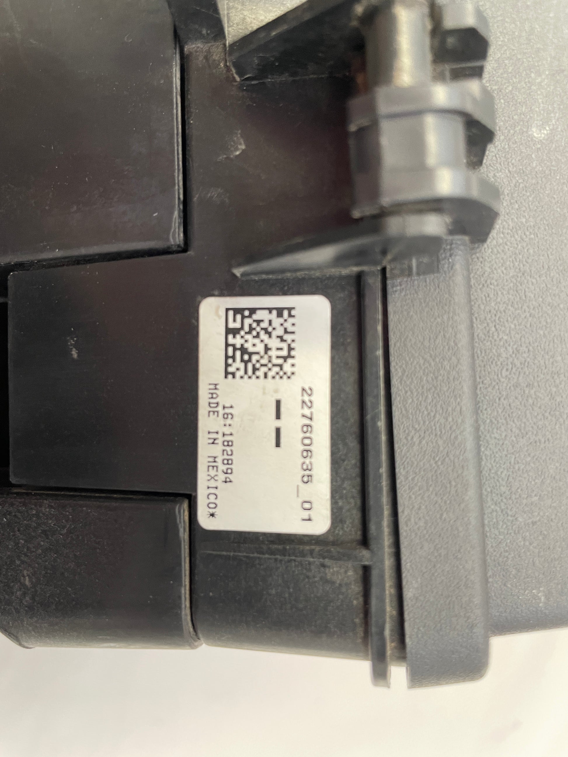 2015 Chevy Camaro SS 1LE Fuse Box OEM - Day's Parts Yard