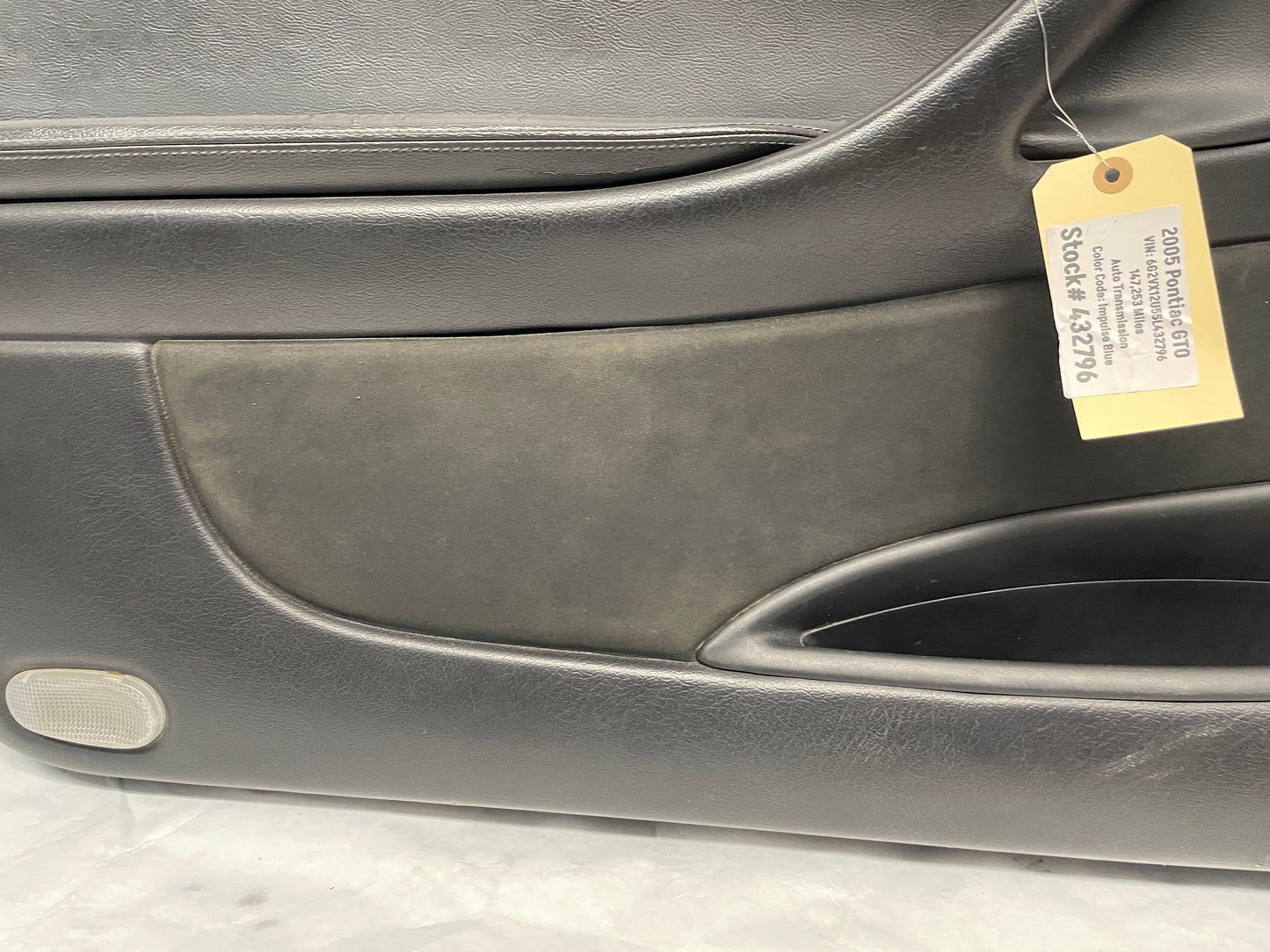 2005 Pontiac GTO LH Driver Front Interior Door Panel Trim OEM - Day's Parts Yard