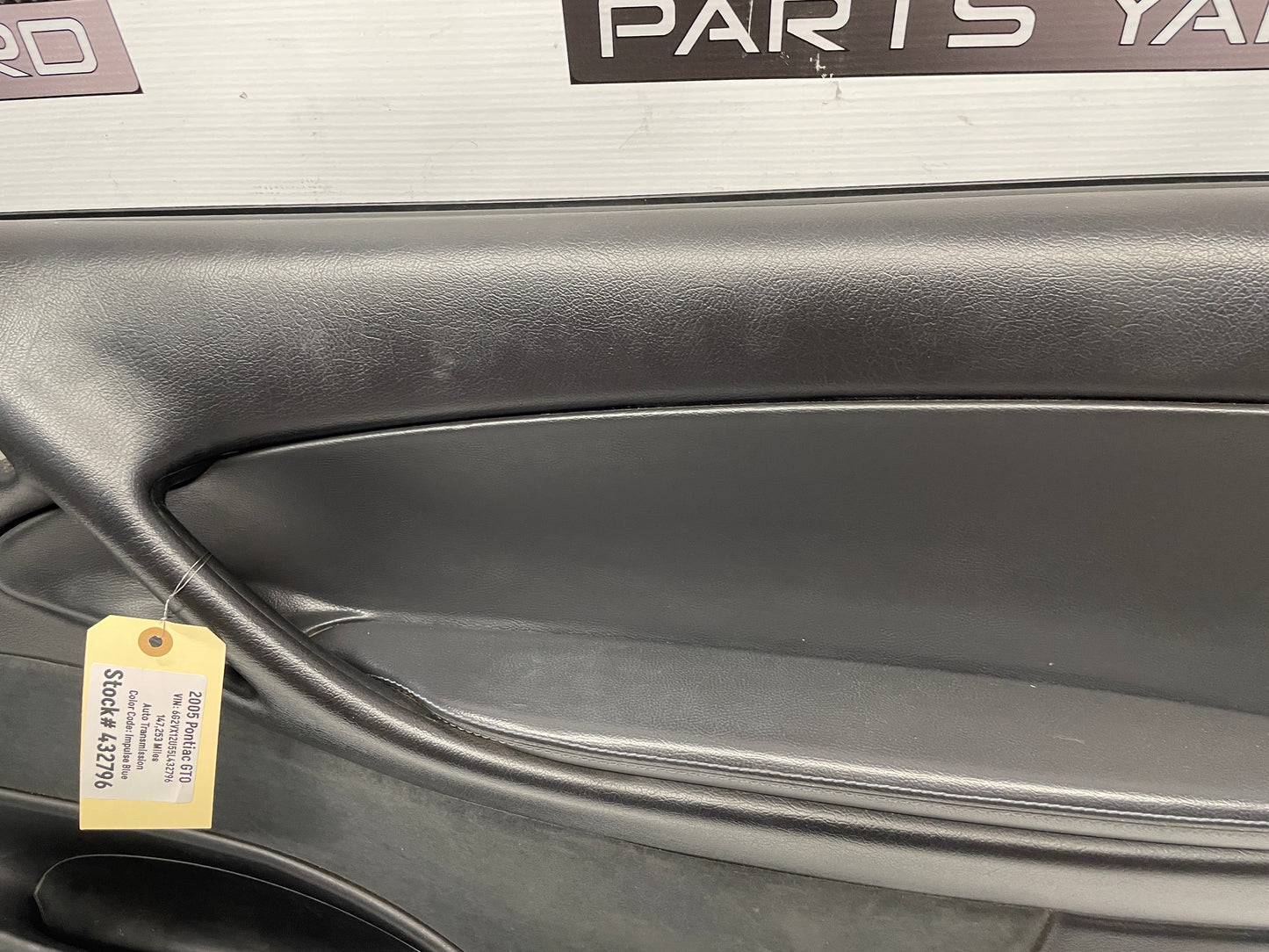 2005 Pontiac GTO RH Passenger Interior Door Panel Trim OEM - Day's Parts Yard