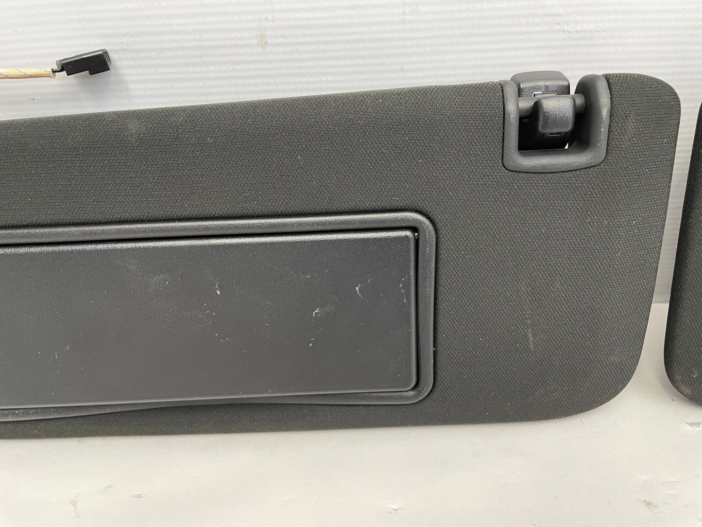 2017 Cadillac ATS-V Coupe RH & LH Sunvisors Sun Visor w/ Clips OEM - Day's Parts Yard