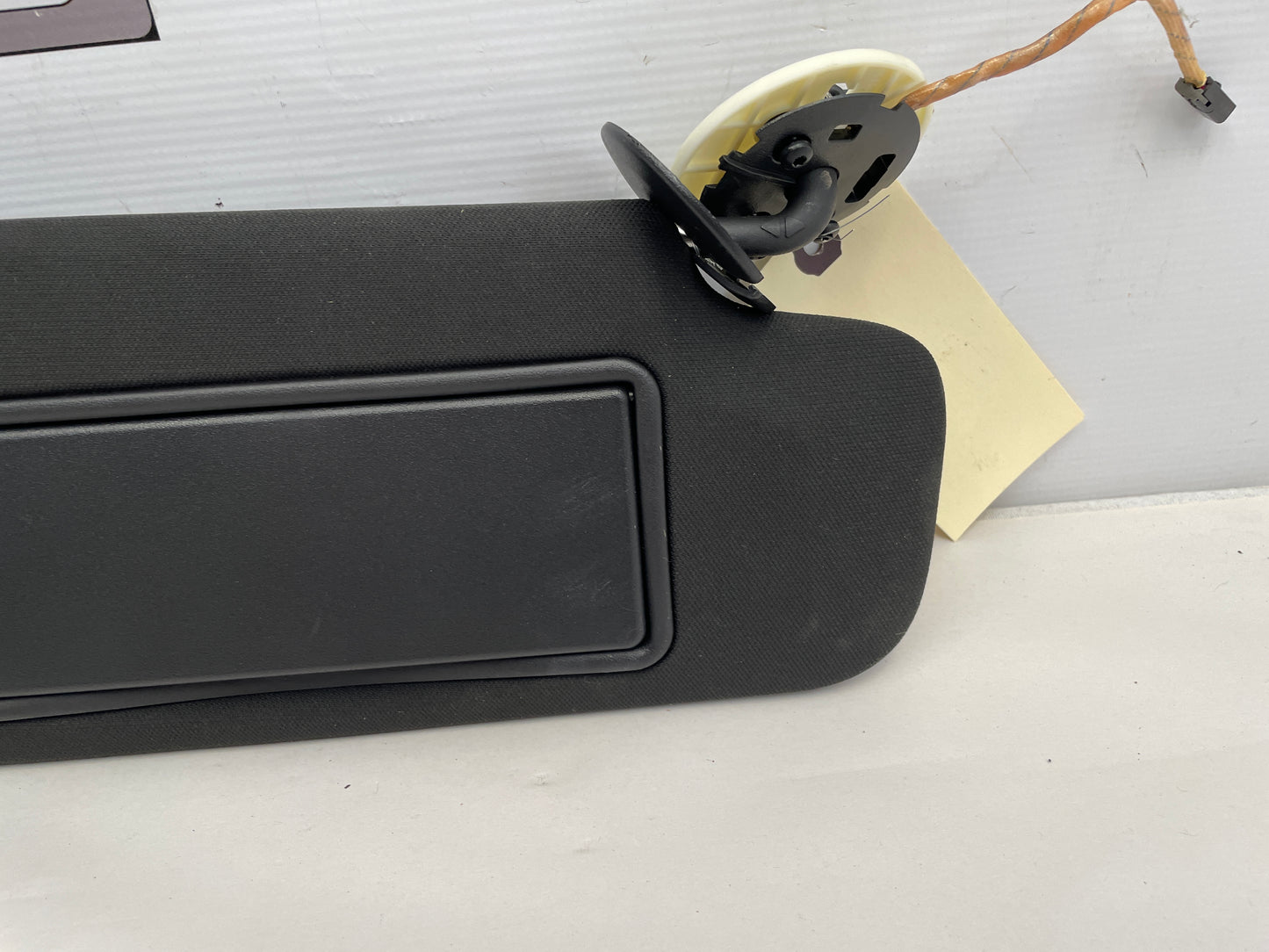 2017 Cadillac ATS-V Coupe RH & LH Sunvisors Sun Visor w/ Clips OEM - Day's Parts Yard