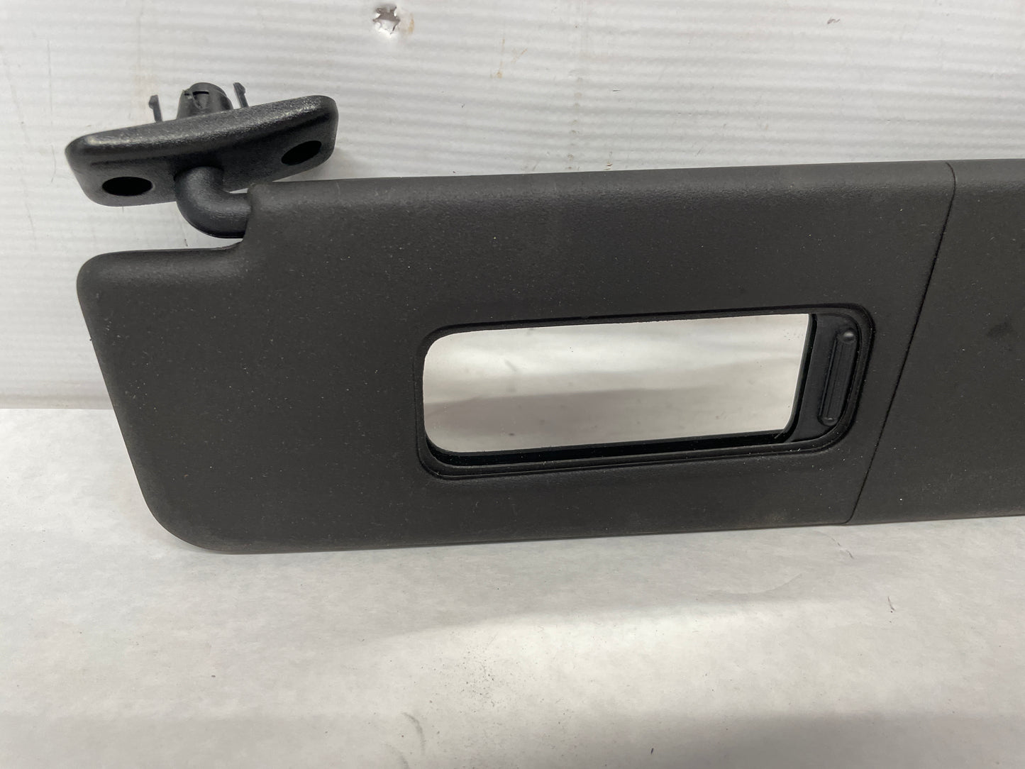 2015 Chevy Camaro SS RH & LH Sunvisors Sun Visors Shades w/ Clips OEM