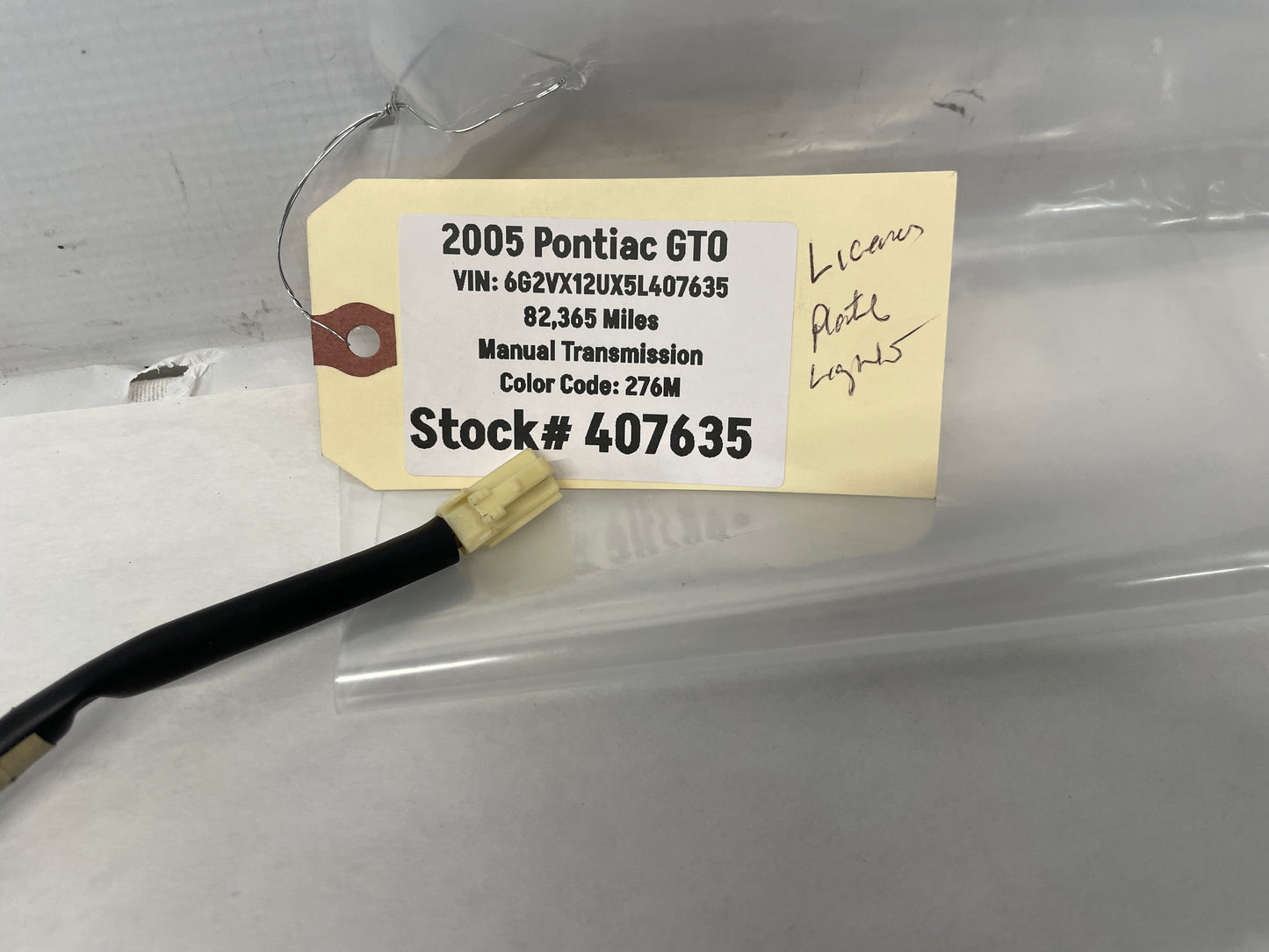 2005 Pontiac GTO Trunk Deck Lid License Plate Tag Lights Set OEM - Day's Parts Yard