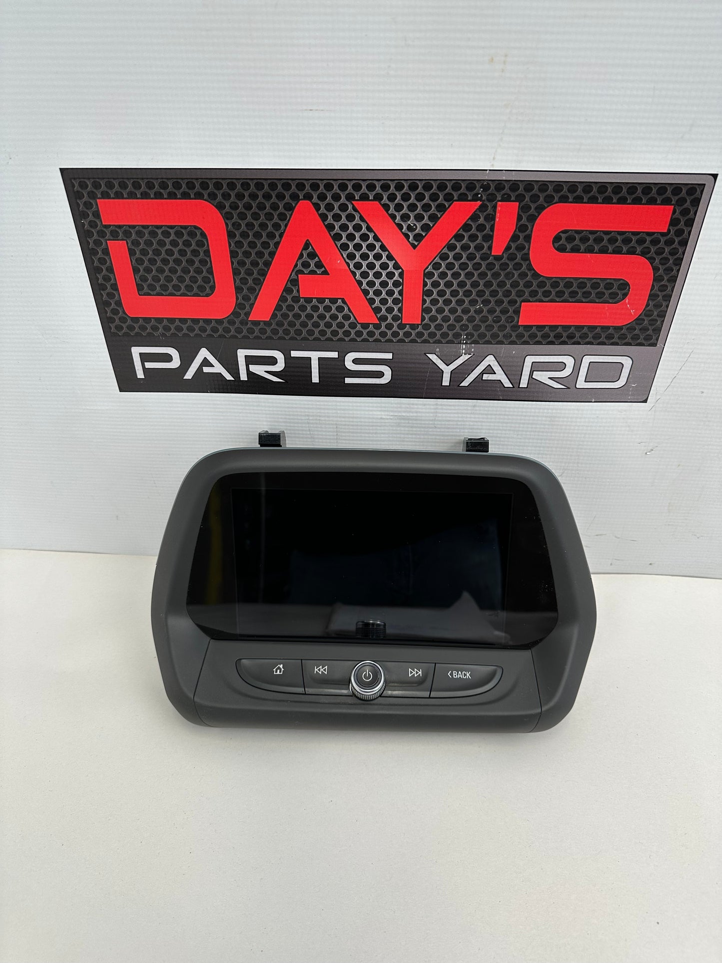 2019 Chevy Camaro ZL1 Touch Screen Navigation Display OEM - Day's Parts Yard