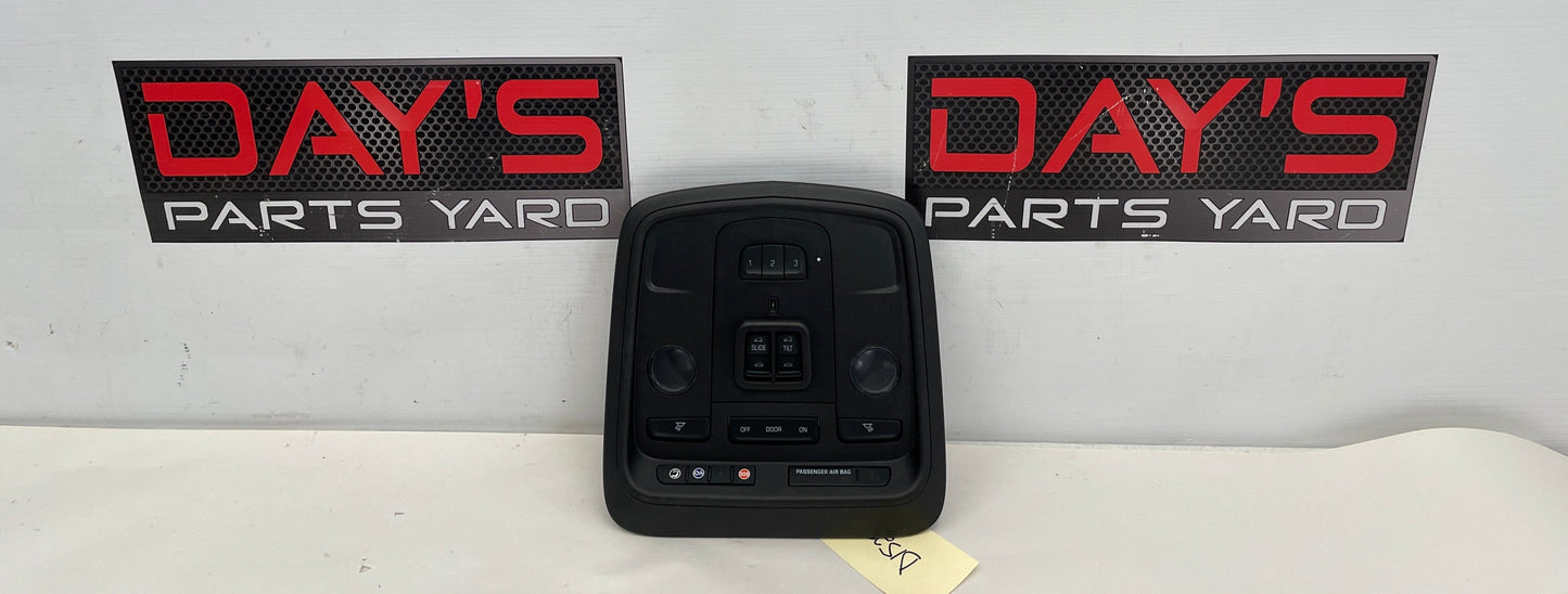 2017 Cadillac ATS-V Coupe Overhead Console Control Unit Dome Light OEM - Day's Parts Yard