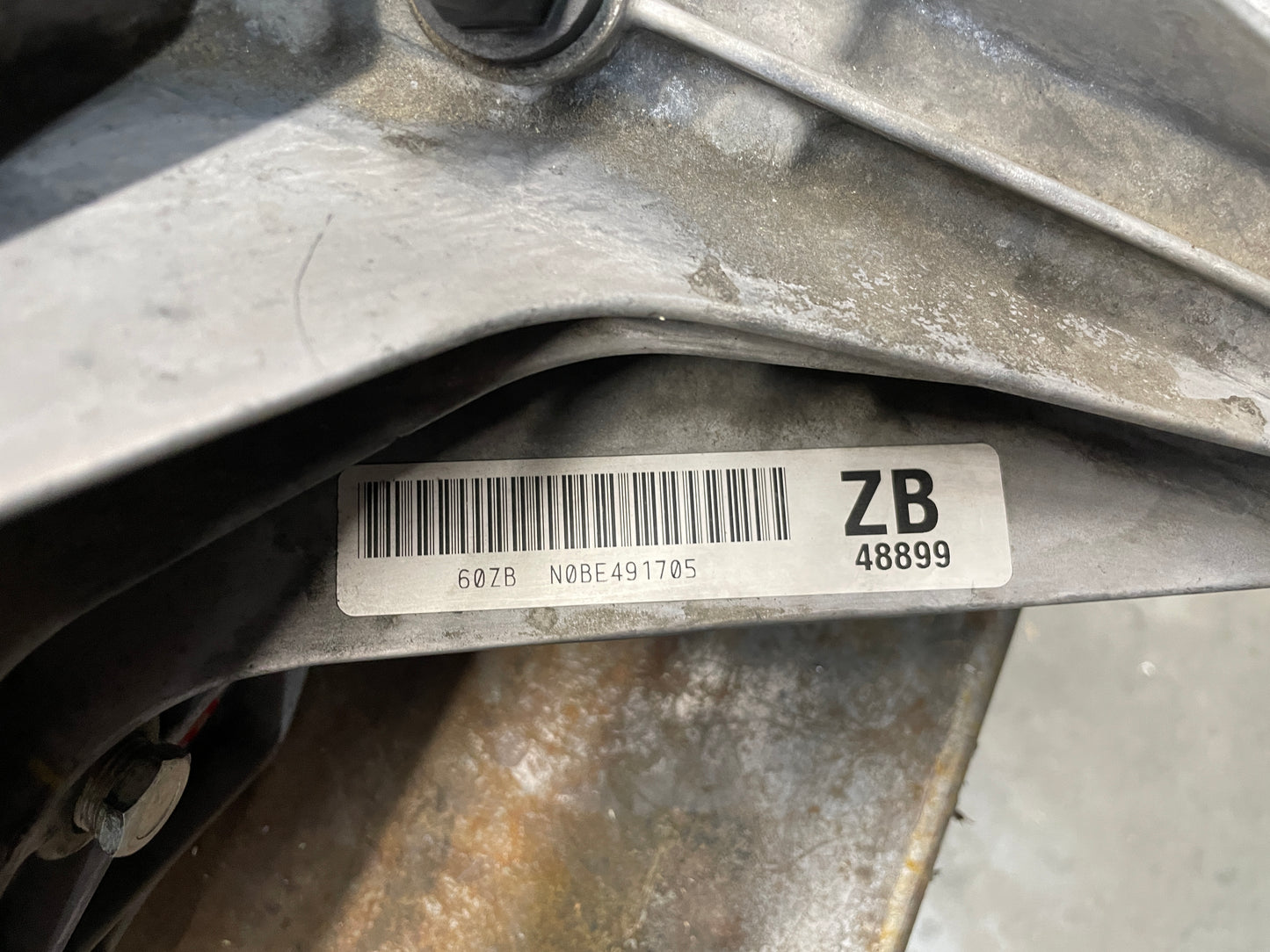 2005 Chevy Avalanche Transfer Case OEM - Day's Parts Yard