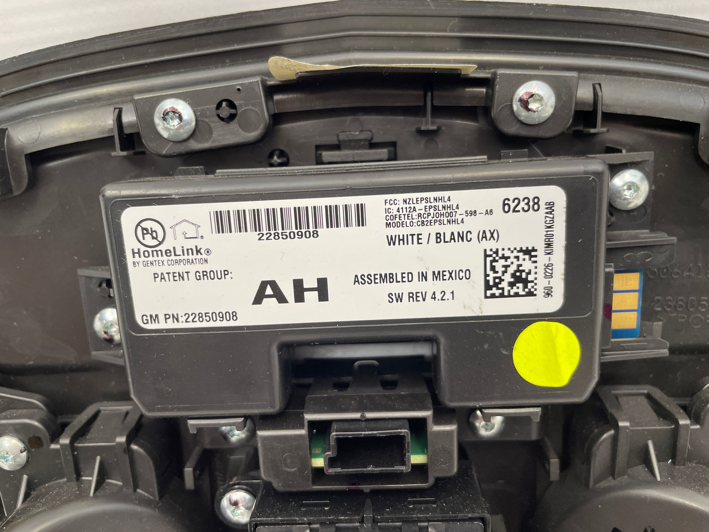 2017 Cadillac ATS-V Coupe Overhead Console Control Unit Dome Light OEM - Day's Parts Yard