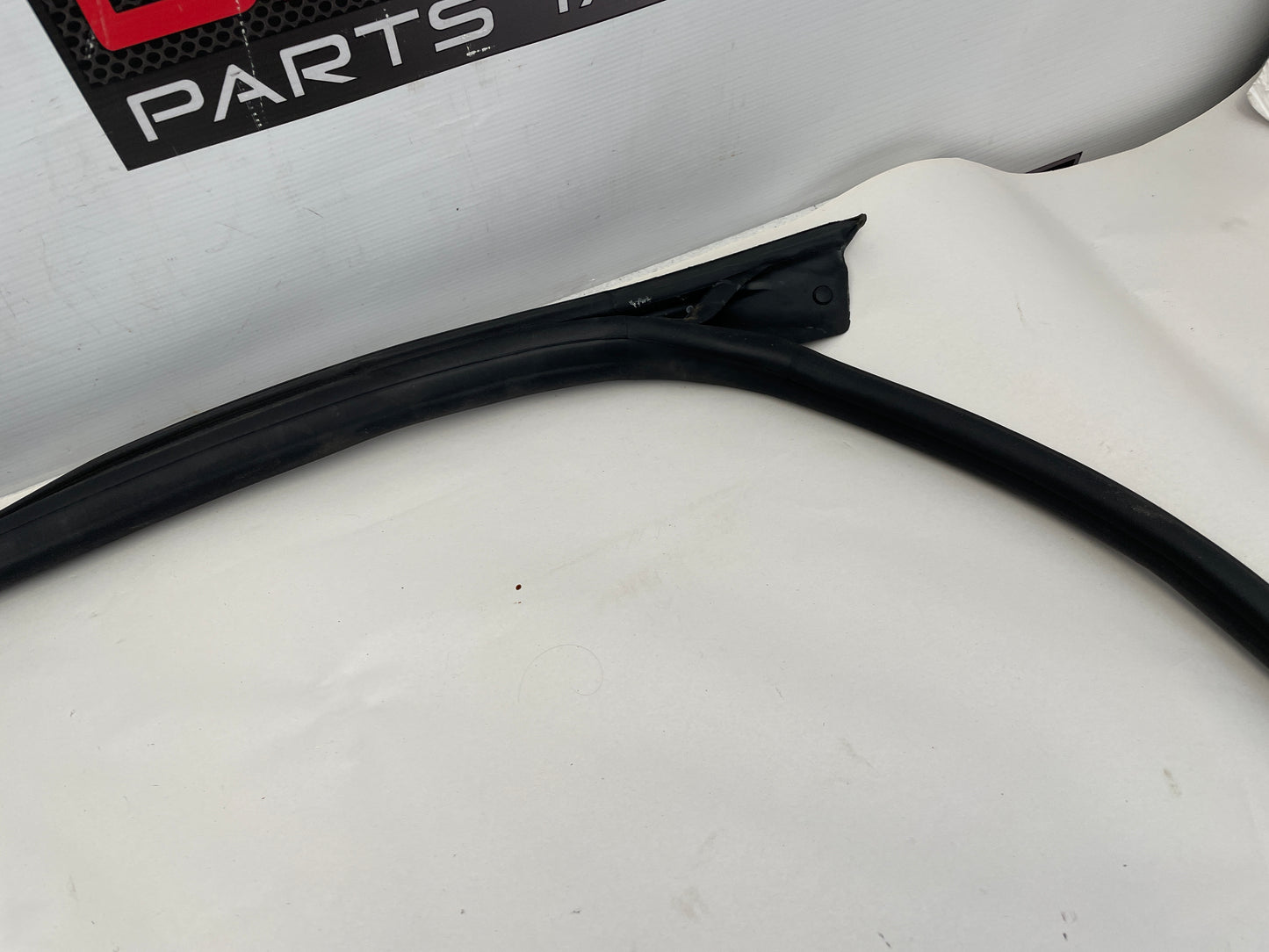 2017 Cadillac ATS-V Coupe RH Passenger Door Weather Strip Rubber Seal OEM - Day's Parts Yard