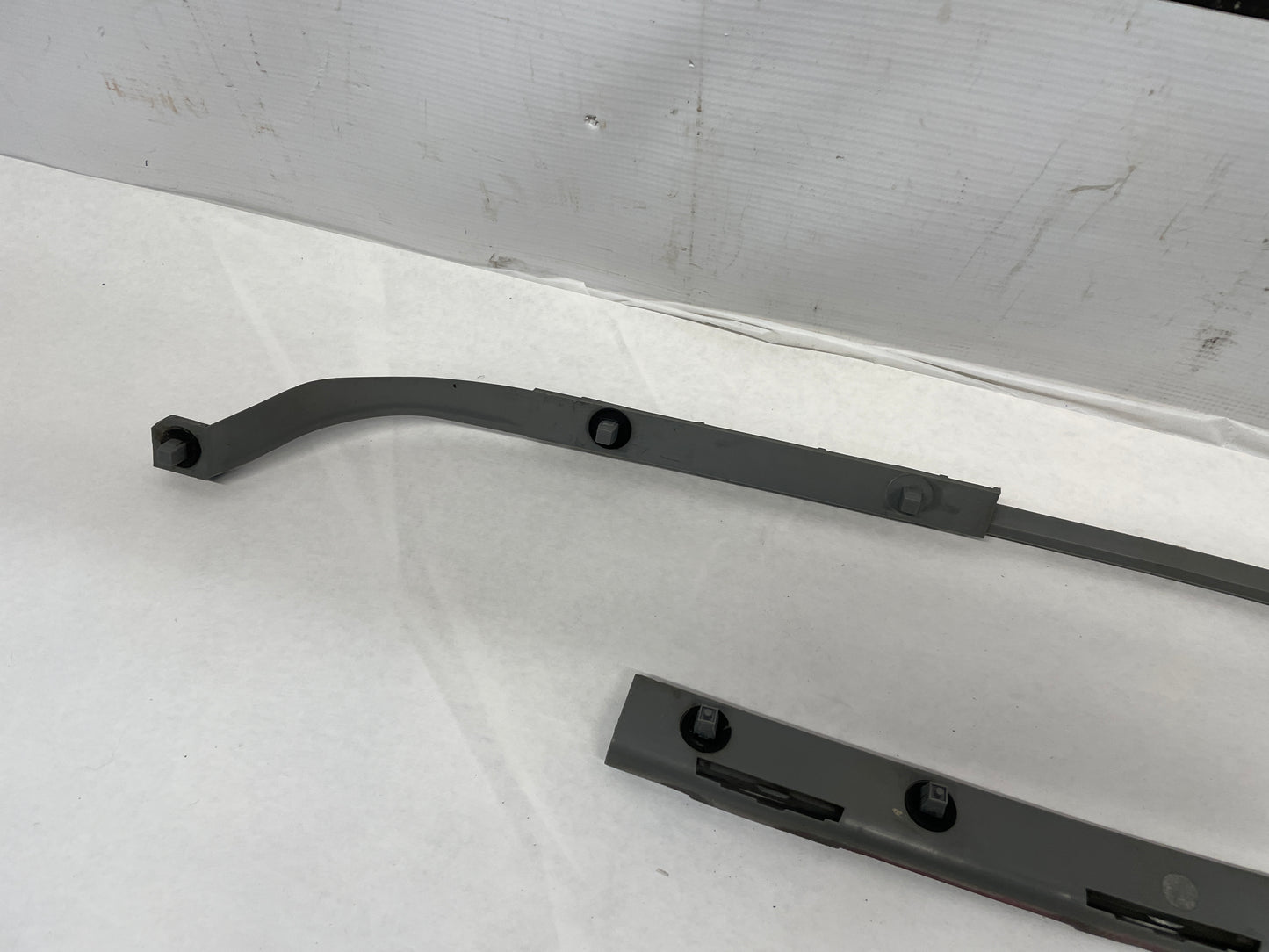 2005 Pontiac GTO Rear Bumper Brackets Guides Set 3 Piece OEM - Day's Parts Yard