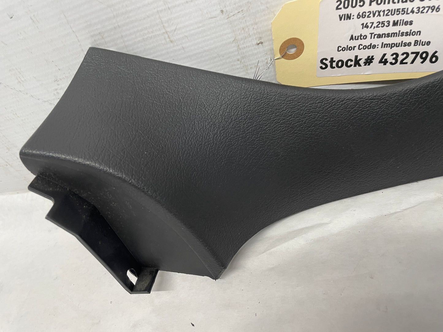 2005 Pontiac GTO LH Driver Console Dash Trim OEM - Day's Parts Yard