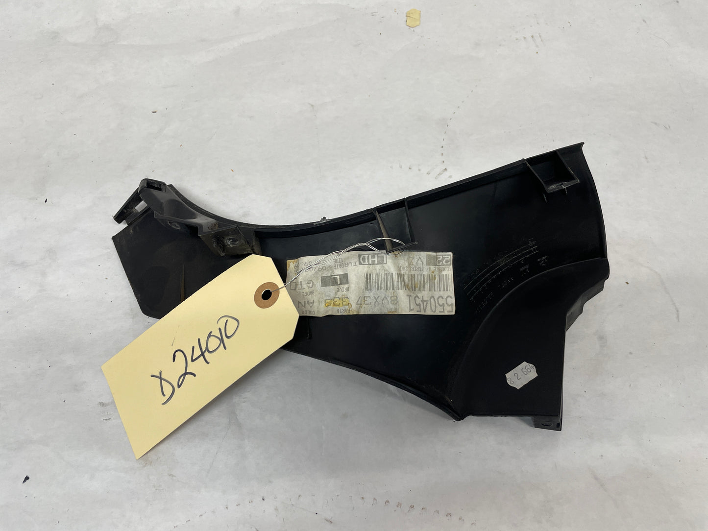 2005 Pontiac GTO LH Driver Console Dash Trim OEM - Day's Parts Yard