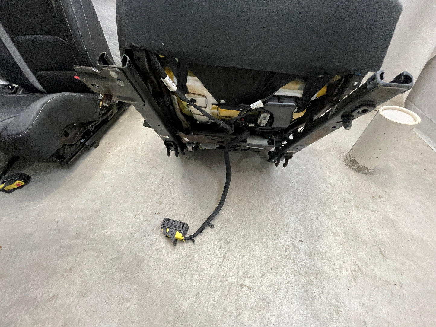 2019 Chevy Camaro SS Seats Front and Rear OEM - Day's Parts Yard