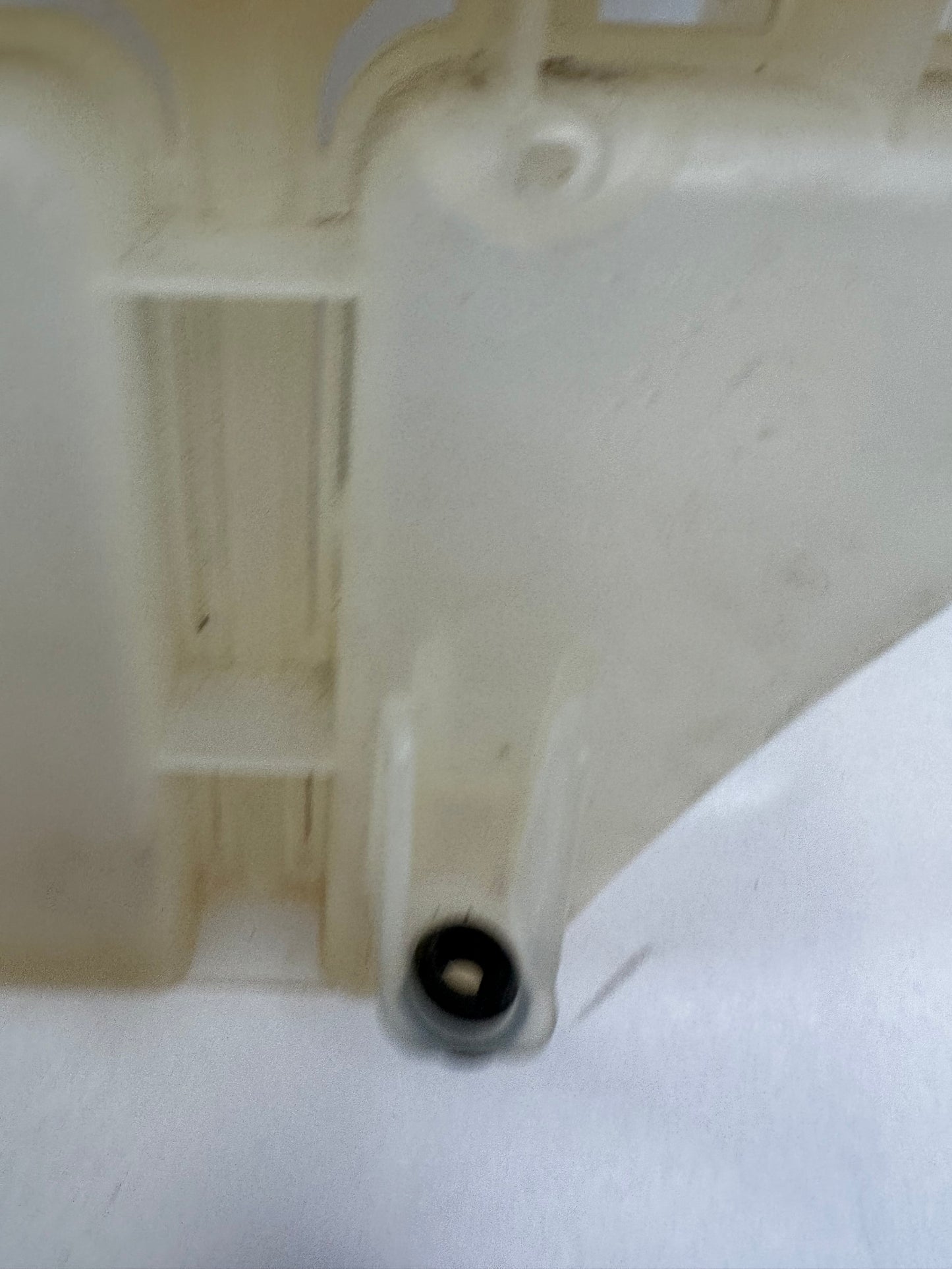 2019 Chevy Camaro ZL1 Engine Coolant Recovery Reservoir OEM - Day's Parts Yard