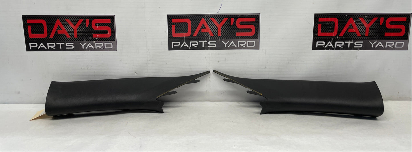 2015 Chevy Camaro SS RH & LH Interior A Pillar Windshield Trim OEM